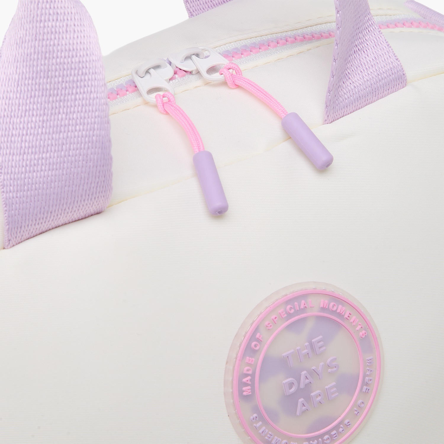 Mayfair Printed Lunch Bag for Girls 8-13 Years with Insulation-school-lunchessentials-lunchbags-image-3