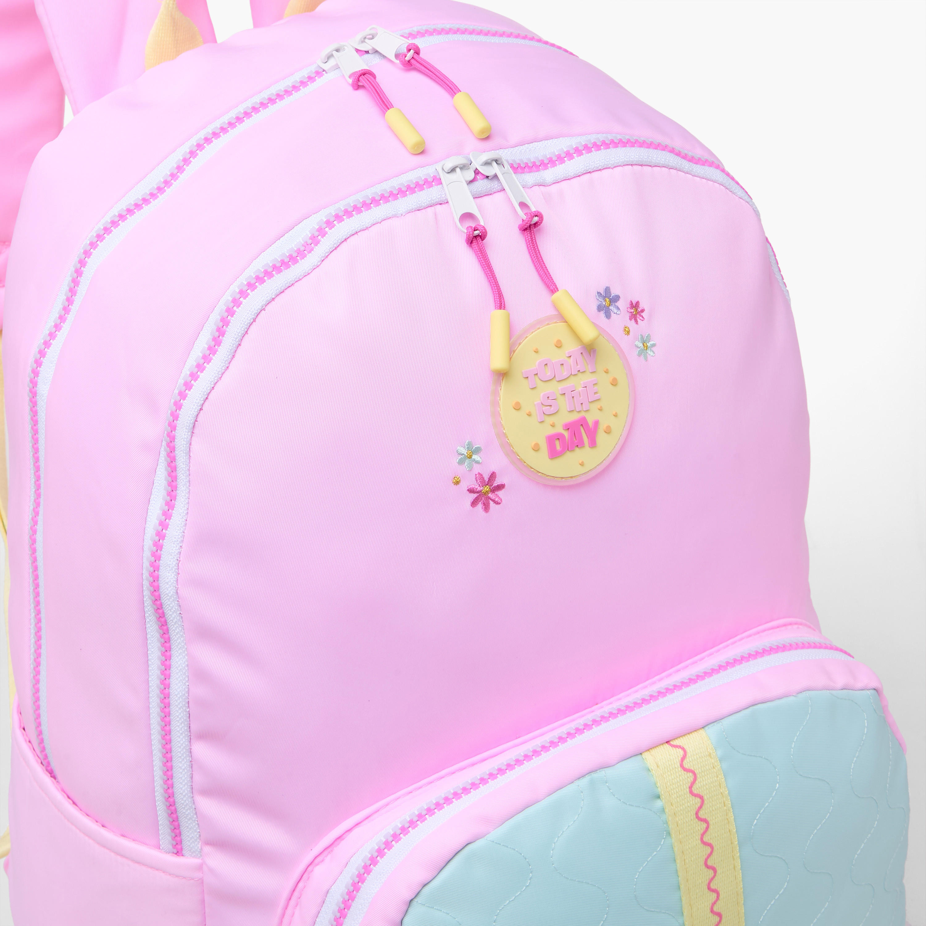 شنطة ظهر بزخارف شعار للبنات بعمر 8 إلى 13 سنة مع جيب لقارورة الماء من مايفير - 17 بوصة-school-bagsandbackpacks-backpacks-image-2
