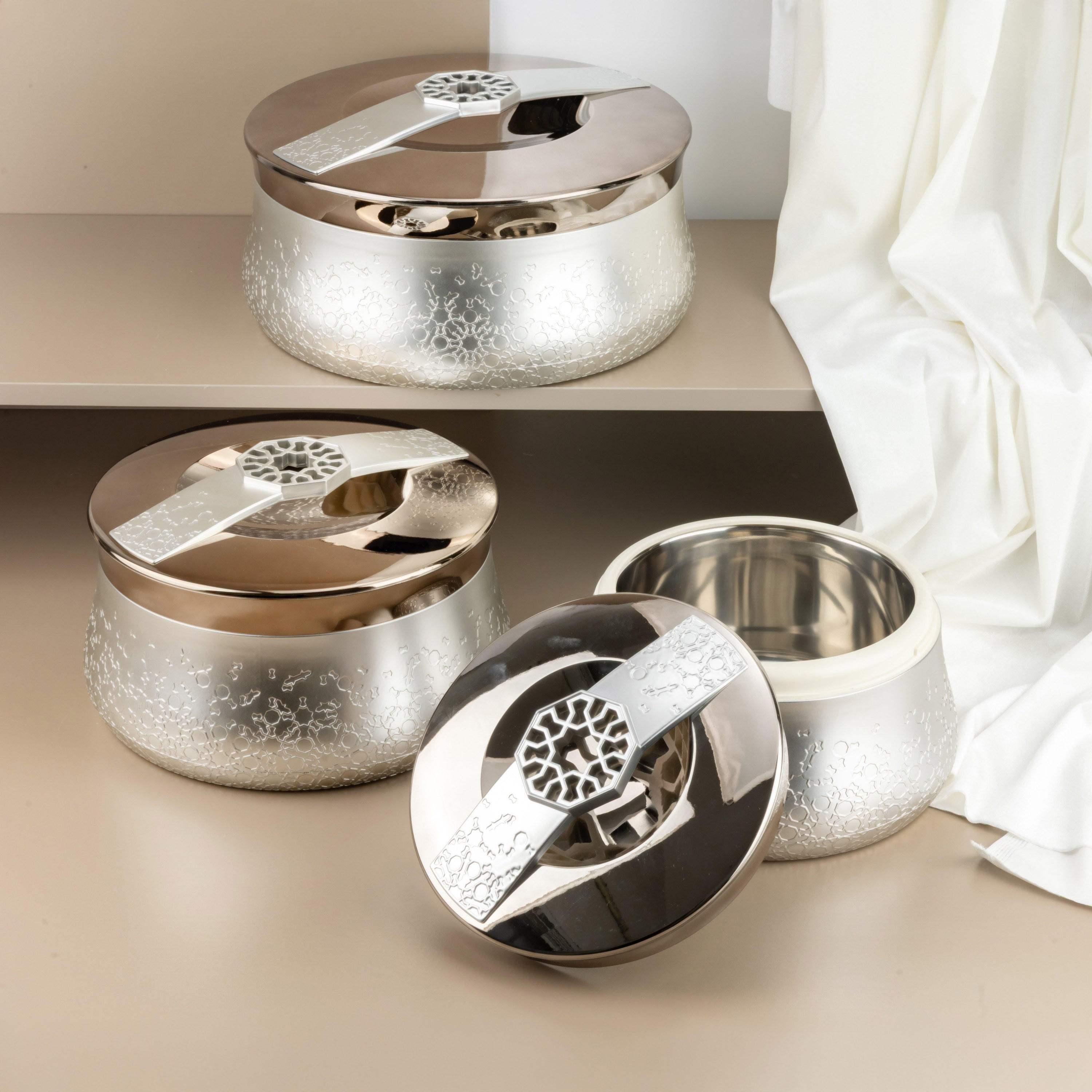 Textured Hotpot Set of 3-household-dining-serveware-foodwarmersandcasseroles-image-2