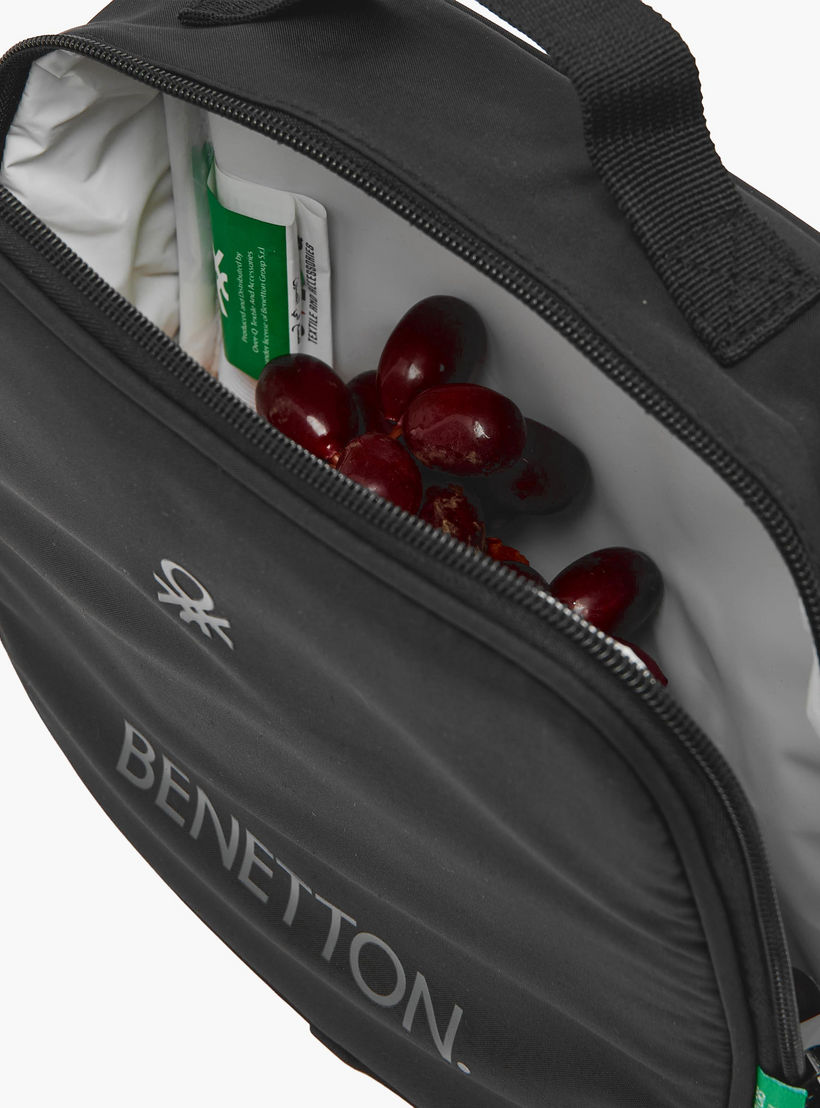 United Colors of Benetton Logo Print Lunch Bag for Boys 8-13 Years with Insulation-school-lunchessentials-lunchbags-image-4