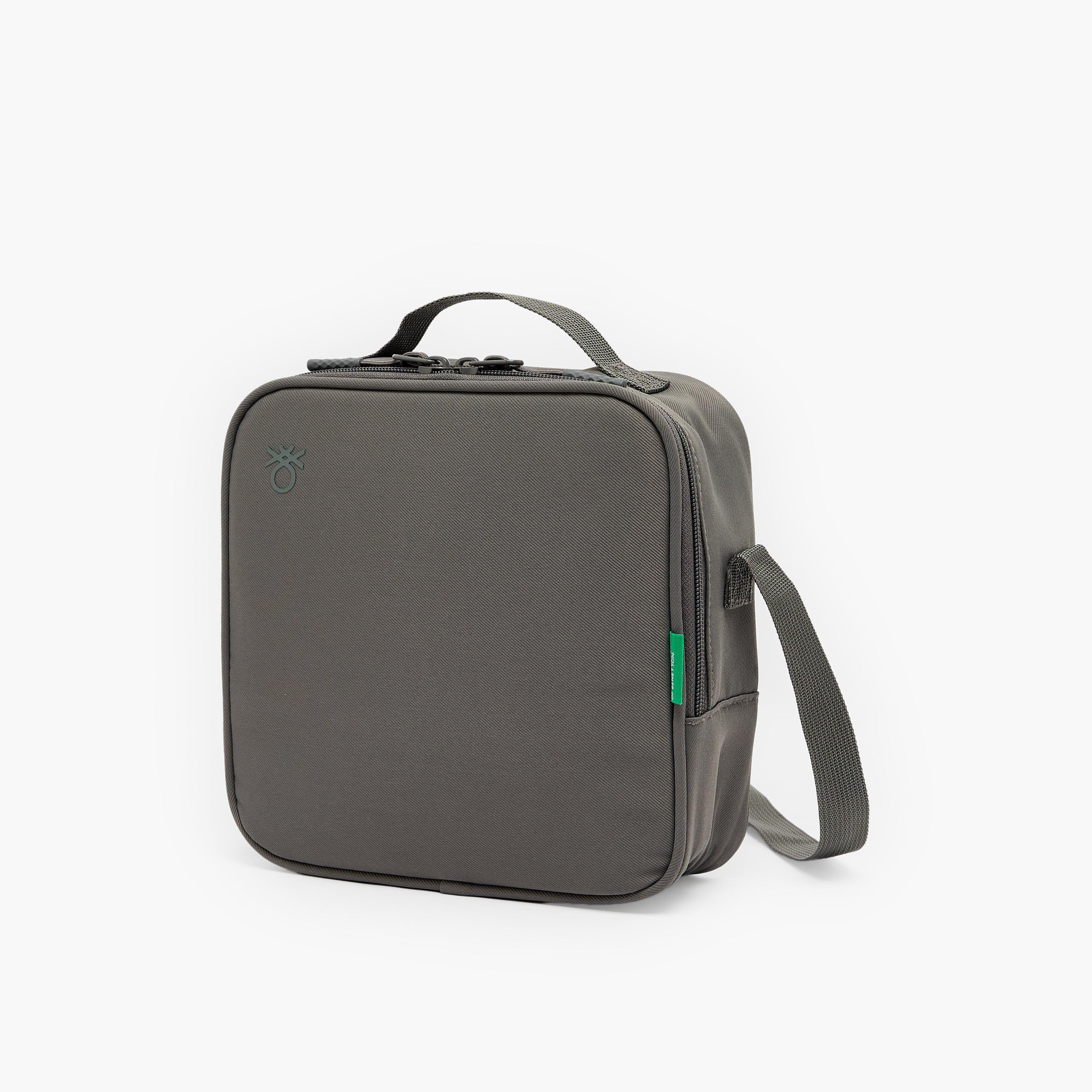 United Colors of Benetton Solid Lunch Bag for Boys 8-13 Years with Insulation-school-lunchessentials-lunchbags-image-3