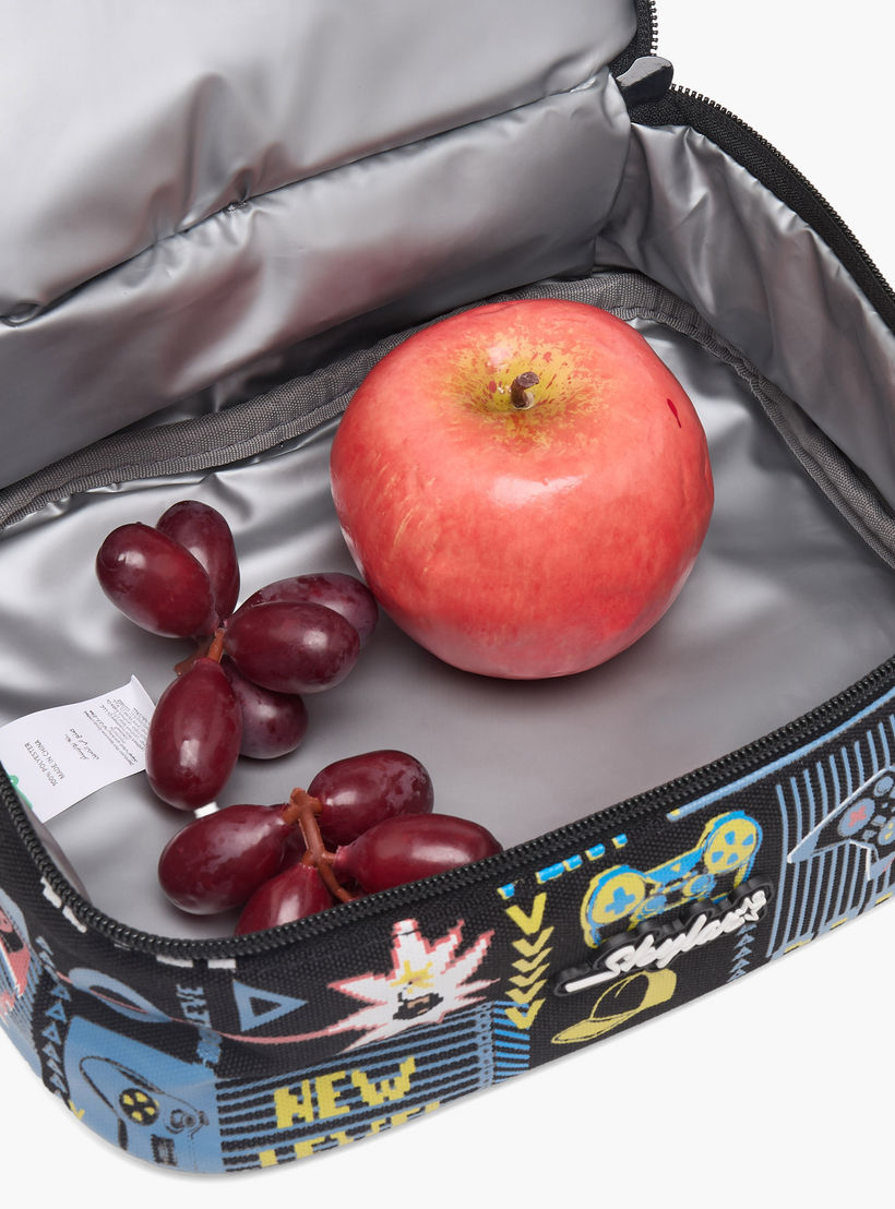 شنطة غداء بتصميم عازل وطبعات ألعاب للأولاد بعمر 5-8 سنوات من سكايلار-school-lunchessentials-lunchbags-image-6