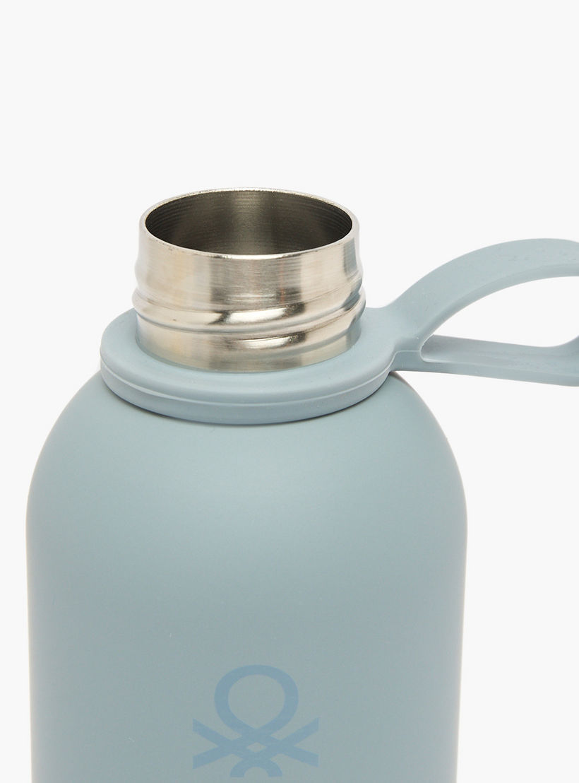 United Colors of Benetton Solid Stainless Steel Water Bottle with Loop Handle - 500 ml-school-waterbottles-image-4