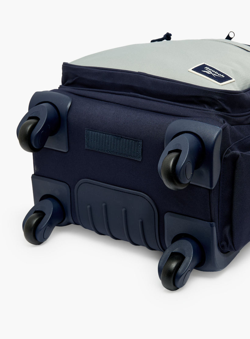 شنطة ظهر ترولي للأولاد 8-13 سنة بجيب قارورة ماء وطبعات شعار من ريبوك - 17 بوصة-school-bagsandbackpacks-trolleybags-image-11