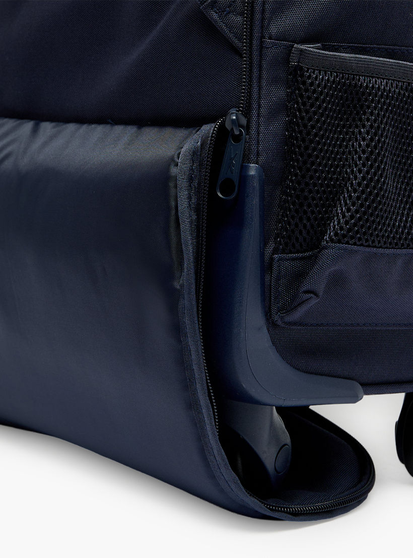شنطة ظهر ترولي للأولاد 8-13 سنة بجيب قارورة ماء وطبعات شعار من ريبوك - 17 بوصة-school-bagsandbackpacks-trolleybags-image-13