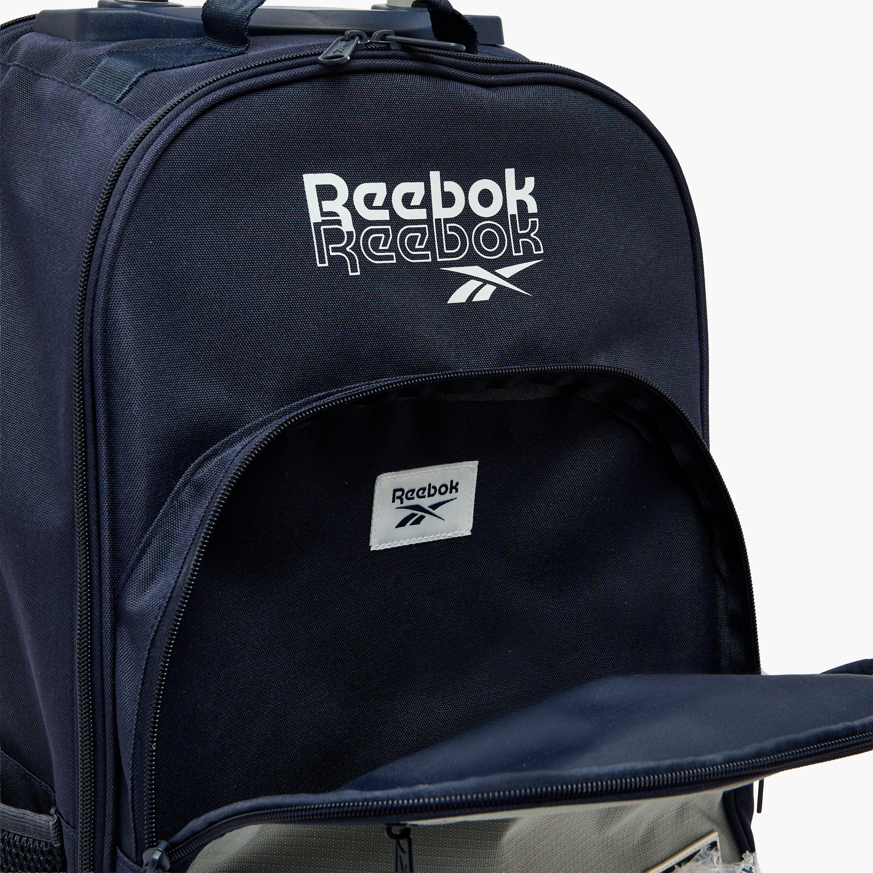 شنطة ظهر ترولي للأولاد 8-13 سنة بجيب قارورة ماء وطبعات شعار من ريبوك - 17 بوصة-school-bagsandbackpacks-trolleybags-image-5