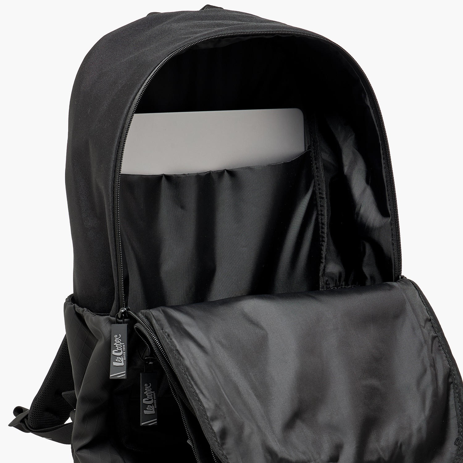شنطة ظهر بأحزمة كتف مبطنة وطبعات الشعار للأطفال بعمر 13 سنة فما فوق من لي كوبر-boys-accessories-bagsandbackpacks-image-4