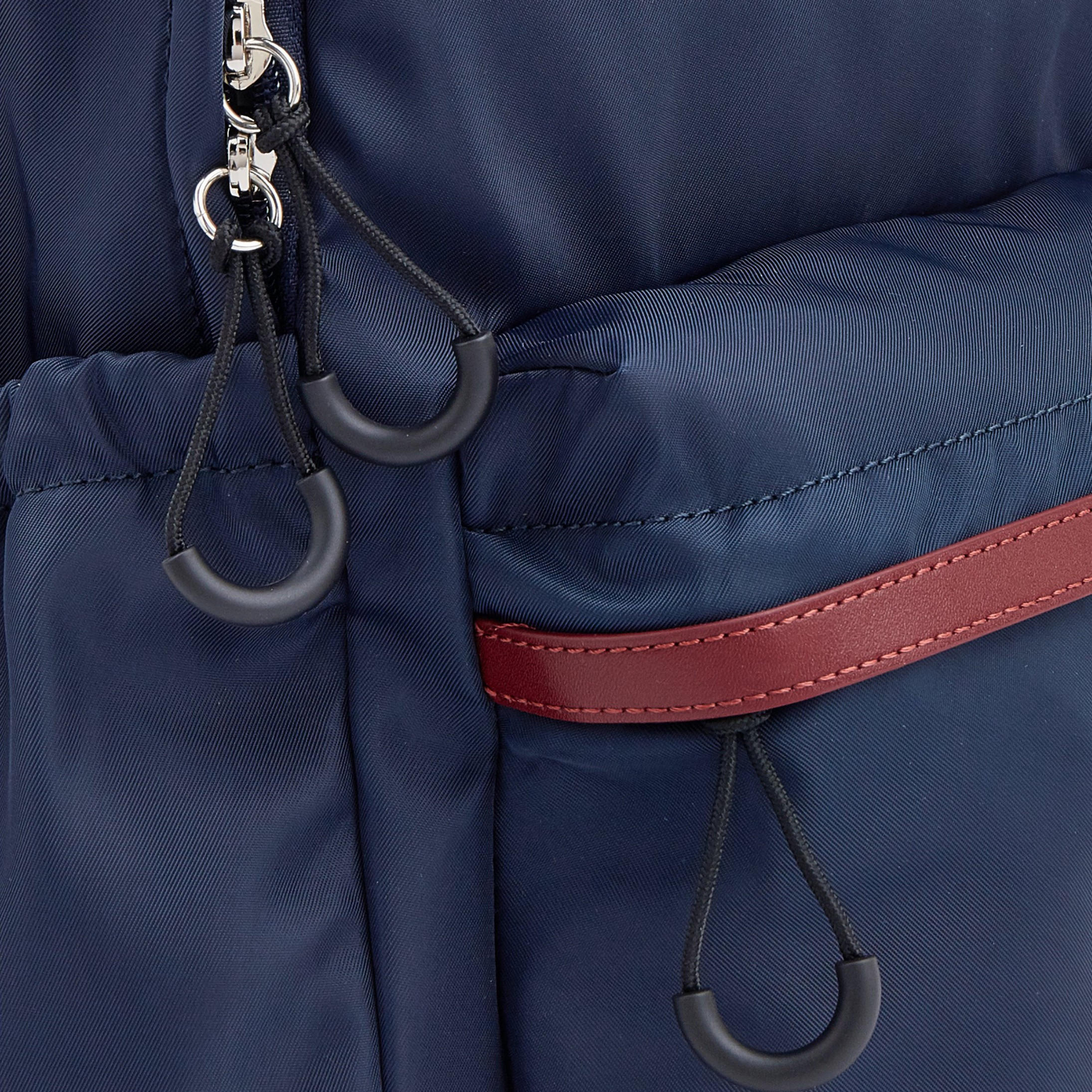 شنطة ظهر بجيب أمامي وطبعات الشعار من لي كوبر-school-bagsandbackpacks-backpacks-image-5
