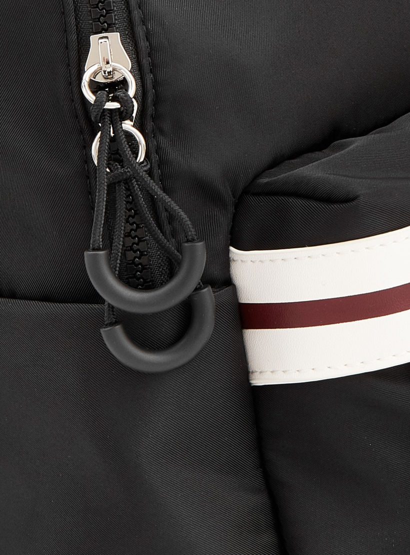 شنطة ظهر بأحزمة كتف قابلة للتعديل وطبعات الشعار من لي كوبر-school-bagsandbackpacks-backpacks-image-3
