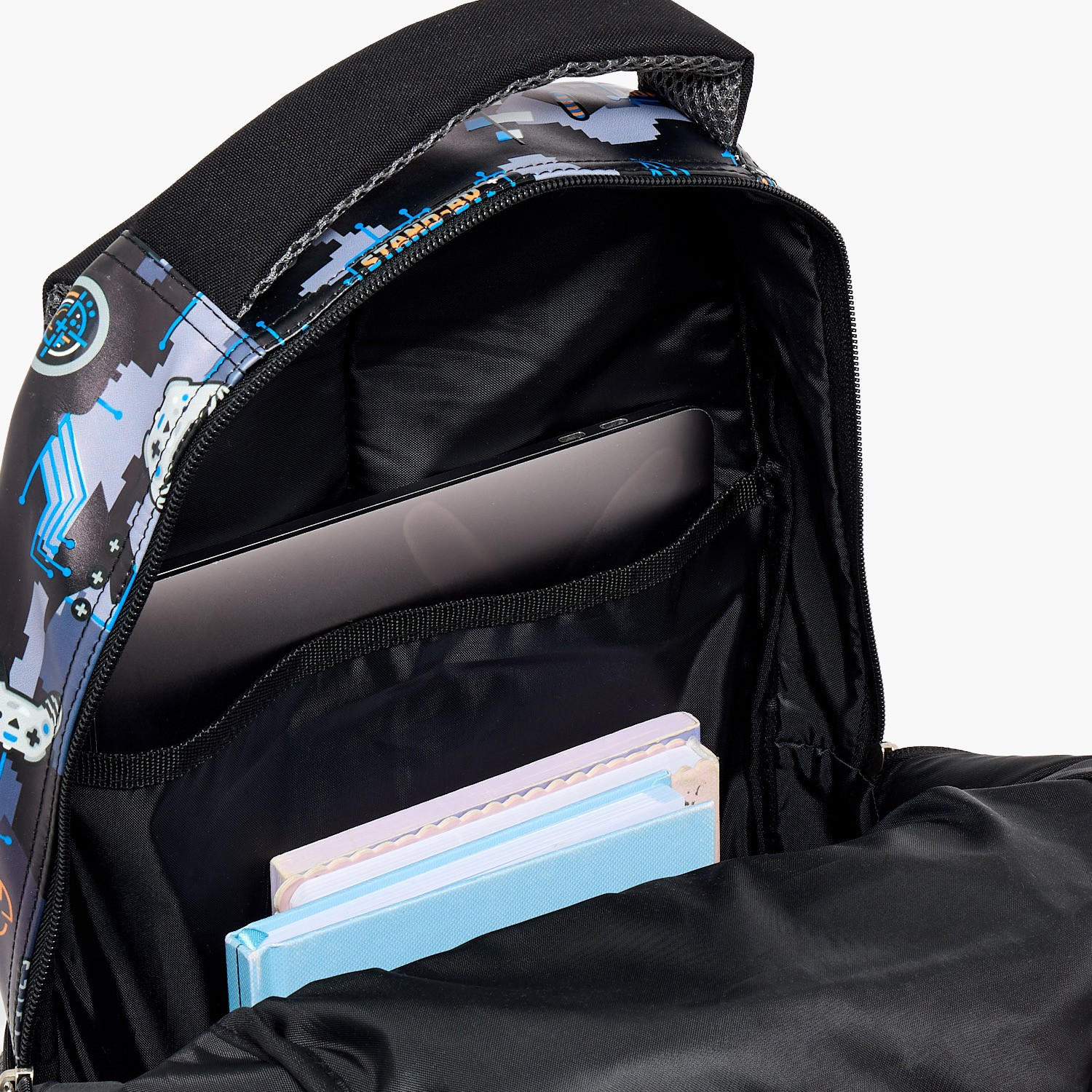 شنطة مدرسية بطبعات ألعاب وحمالات كتف مبطنة للأولاد 8-13 سنوات من سامي ستديو - 17 بوصة-school-bagsandbackpacks-backpacks-image-6