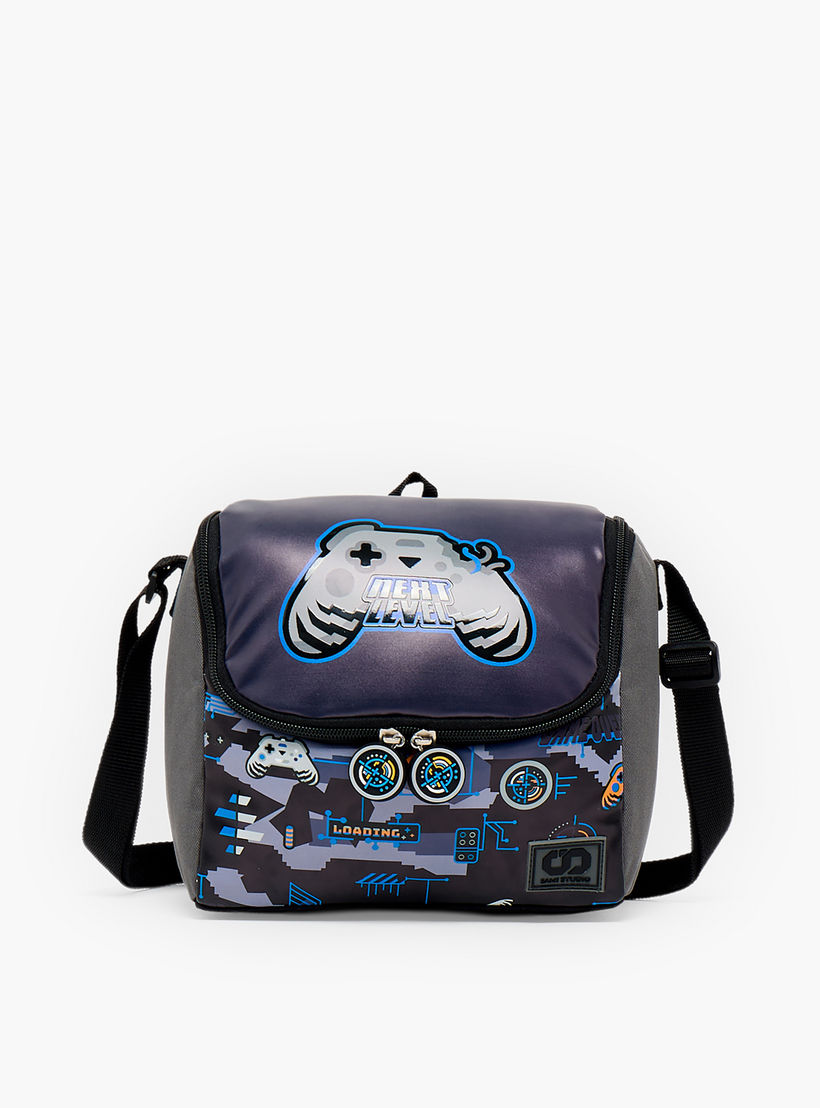 شنطة غداء عازلة للحرارة للأولاد سن 5-8 سنوات بطبعات من سامي ستوديو-school-lunchessentials-lunchbags-image-1