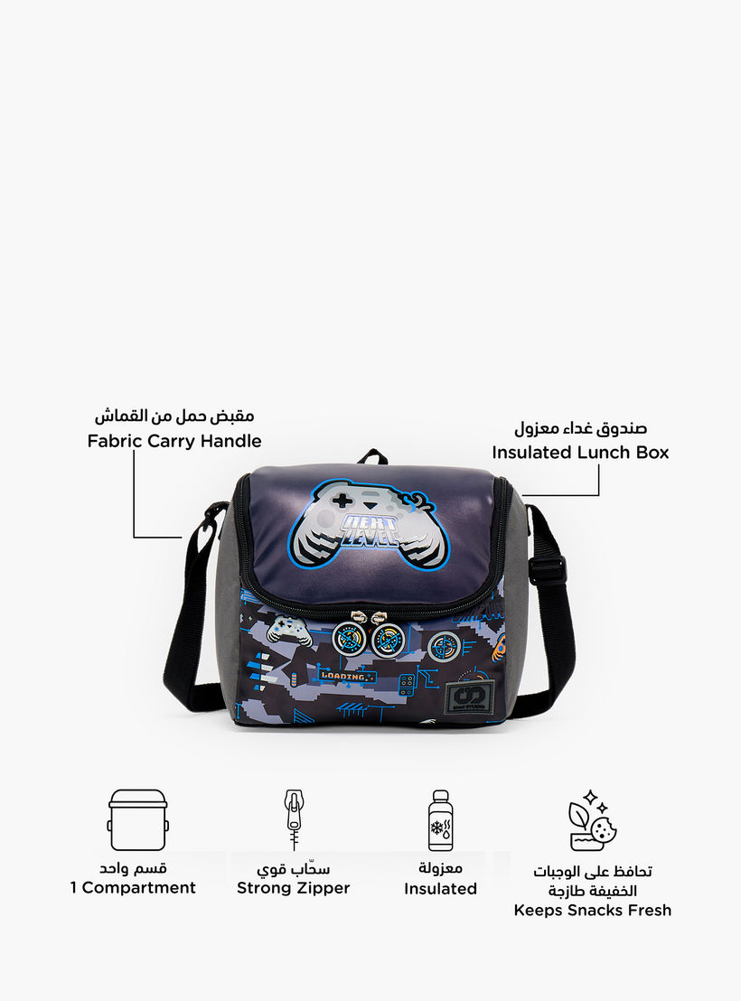 شنطة غداء عازلة للحرارة للأولاد سن 5-8 سنوات بطبعات من سامي ستوديو-school-lunchessentials-lunchbags-image-2