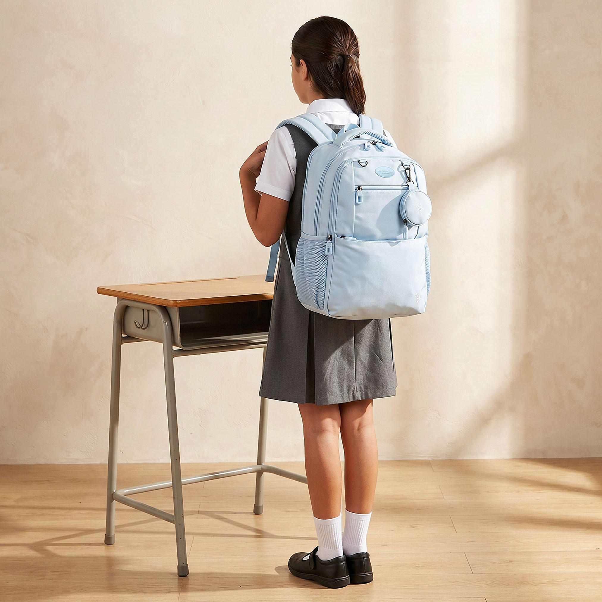 شنطة ظهر سادة بأحزمة كتف مبطنة للبنات من سن 8 -13 سنة من يو إس بولو أسن - 18 بوصة-school-bagsandbackpacks-backpacks-image-3