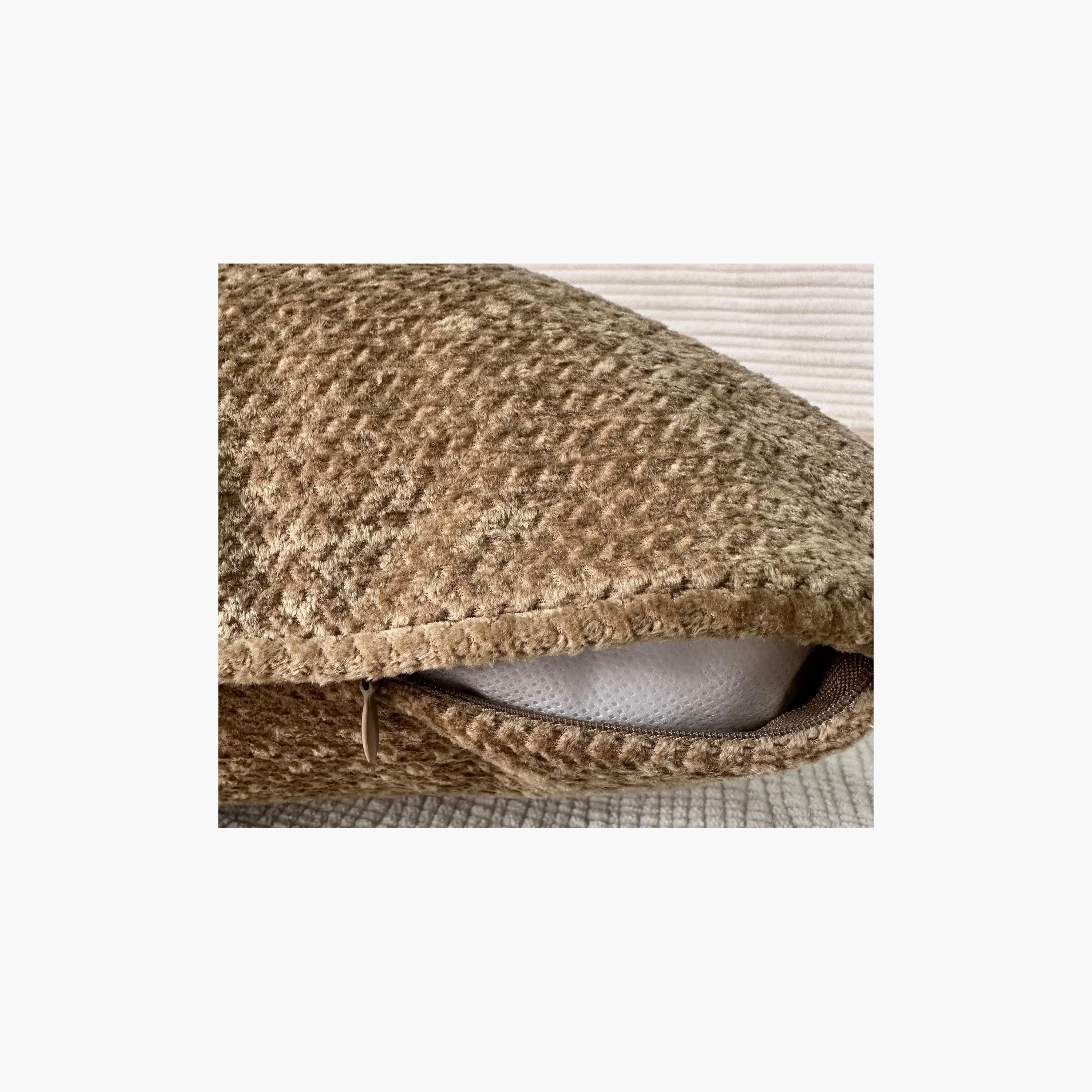 وسادة محشوة بحشوة صلبة - 45 × 45 سم-household-cushionsandthrows-filledcushions-decorativecushions-image-14