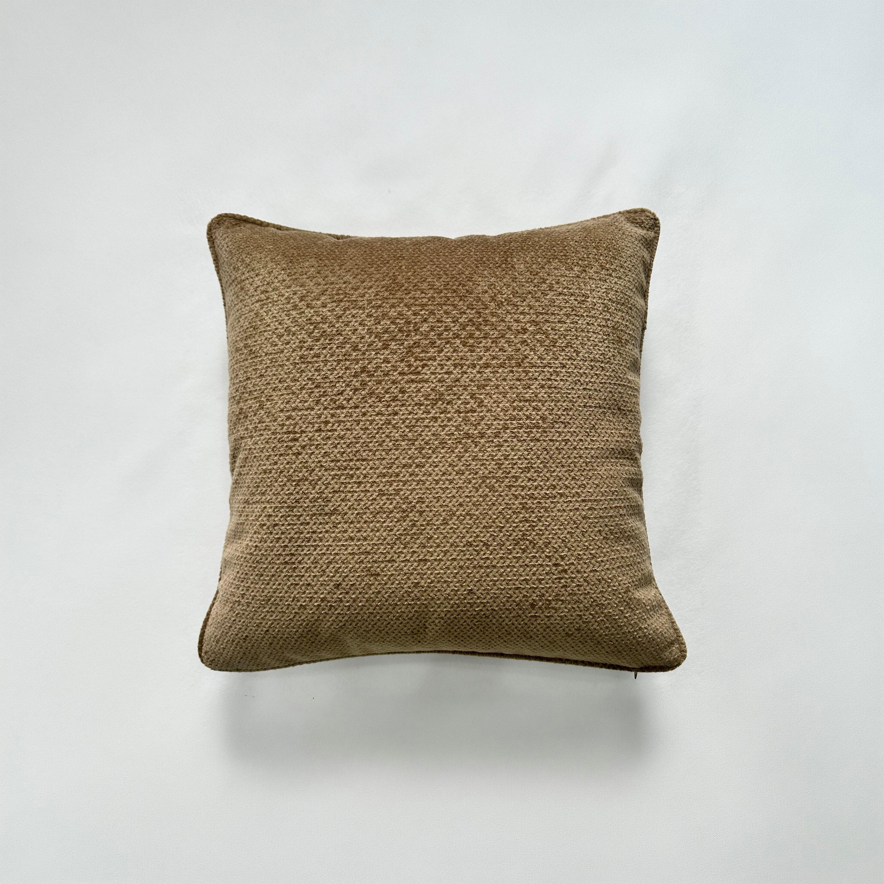 وسادة محشوة بحشوة صلبة - 45 × 45 سم-household-cushionsandthrows-filledcushions-decorativecushions-image-16