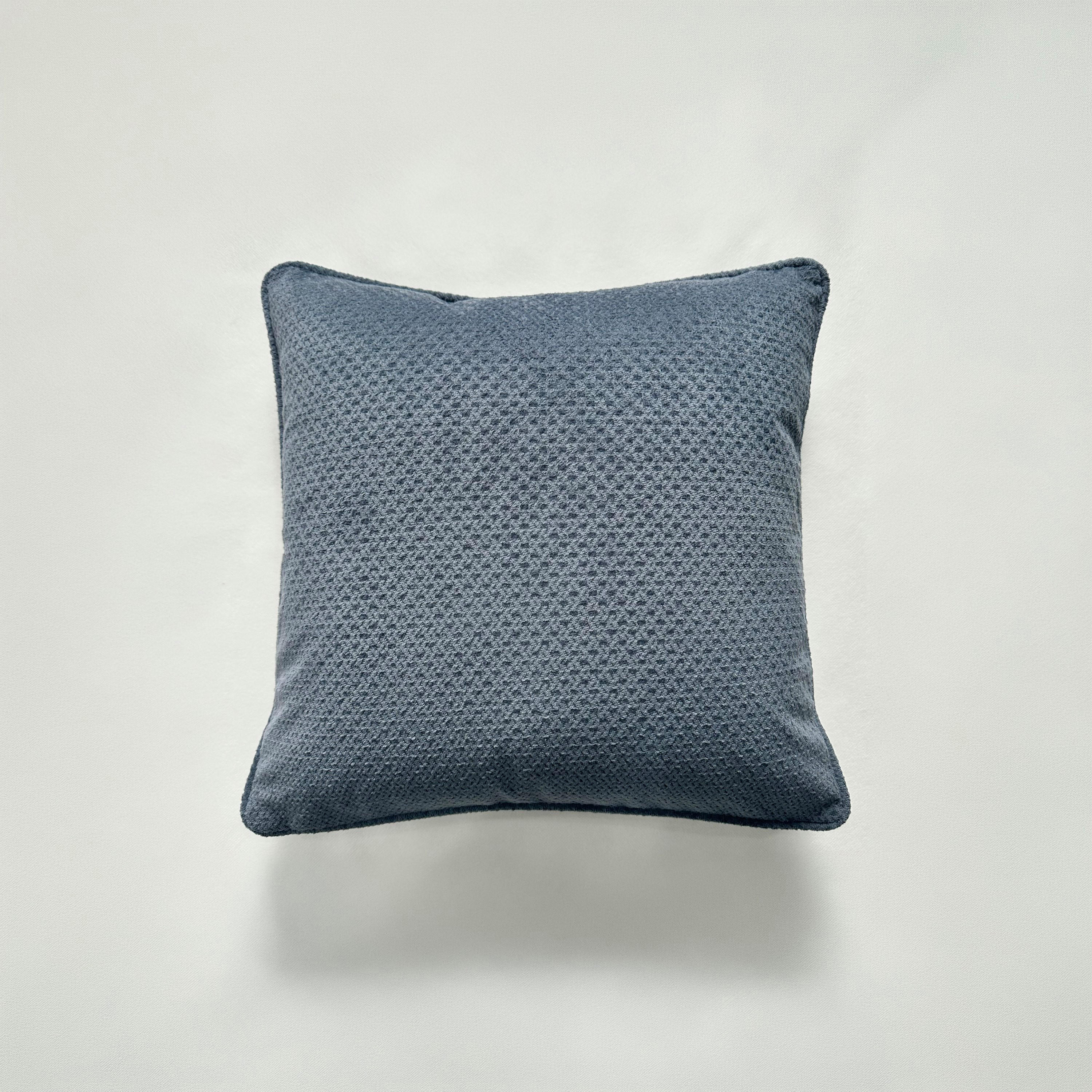 وسادة محشوة بحشوة صلبة - 45 × 45 سم-household-cushionsandthrows-filledcushions-decorativecushions-image-21