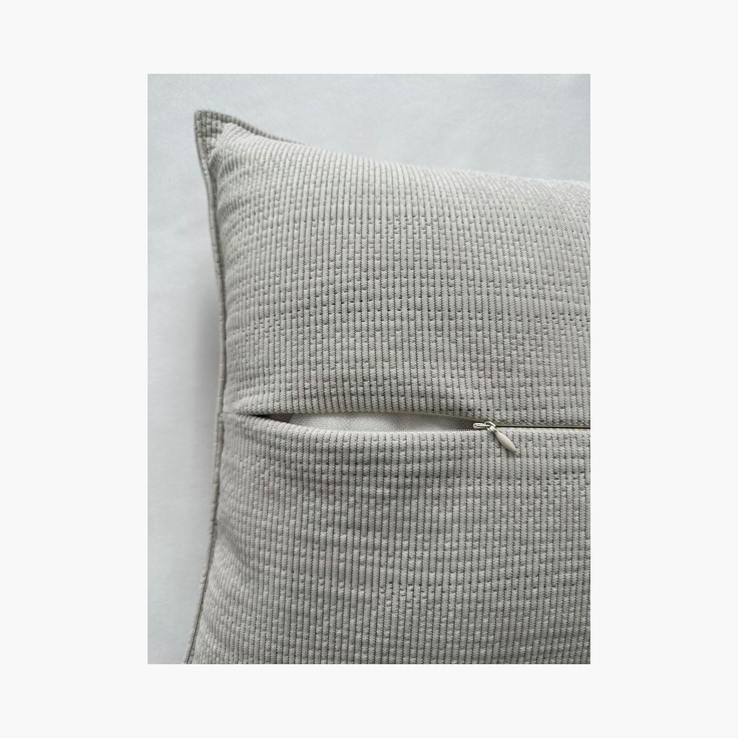 وسادة محشوة بحشوة صلبة - 45 × 45 سم-household-cushionsandthrows-filledcushions-decorativecushions-image-31