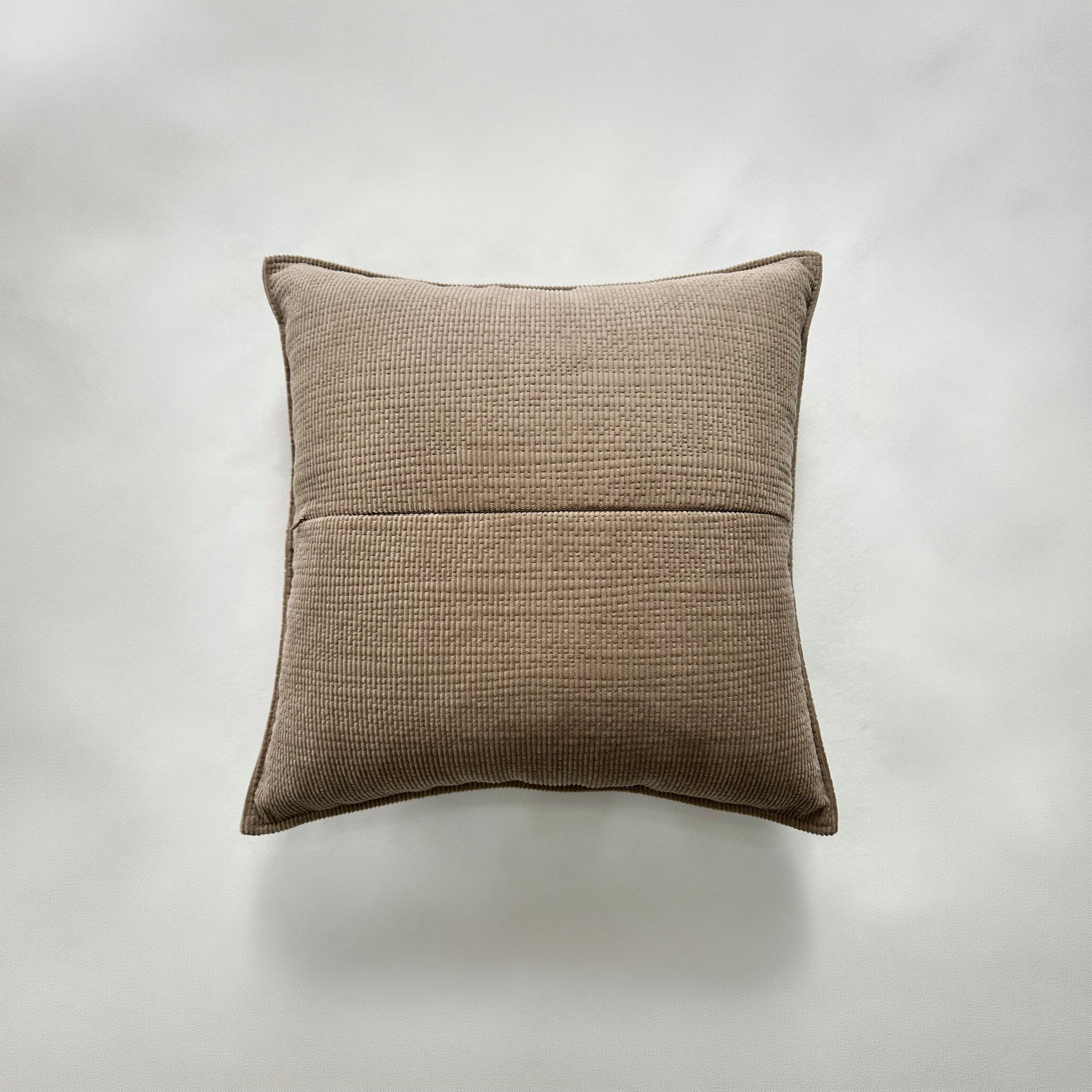 وسادة محشوة بحشوة صلبة - 45 × 45 سم-household-cushionsandthrows-filledcushions-decorativecushions-image-44