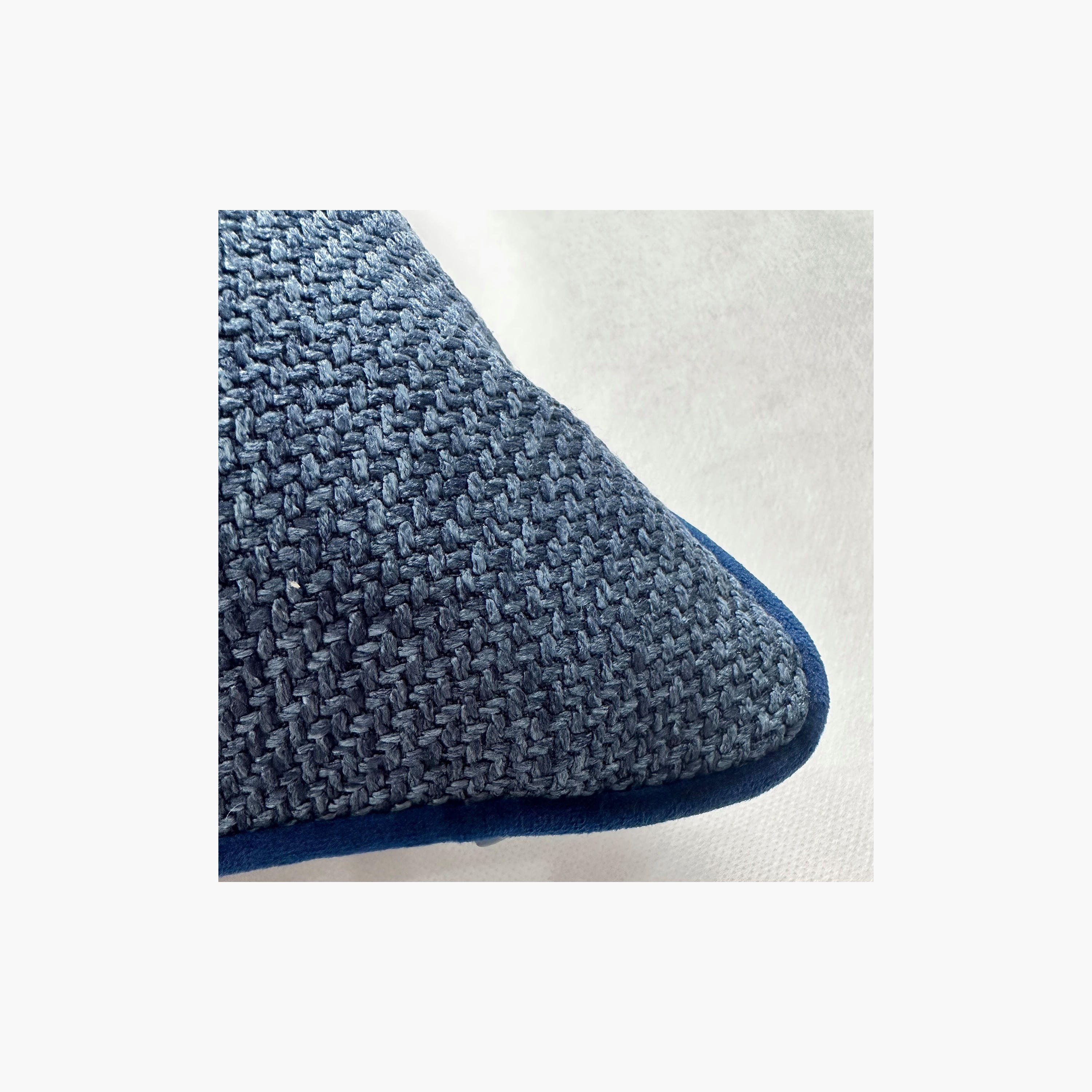 وسادة محشوة بحشوة صلبة - 45 × 45 سم-household-cushionsandthrows-filledcushions-decorativecushions-image-26