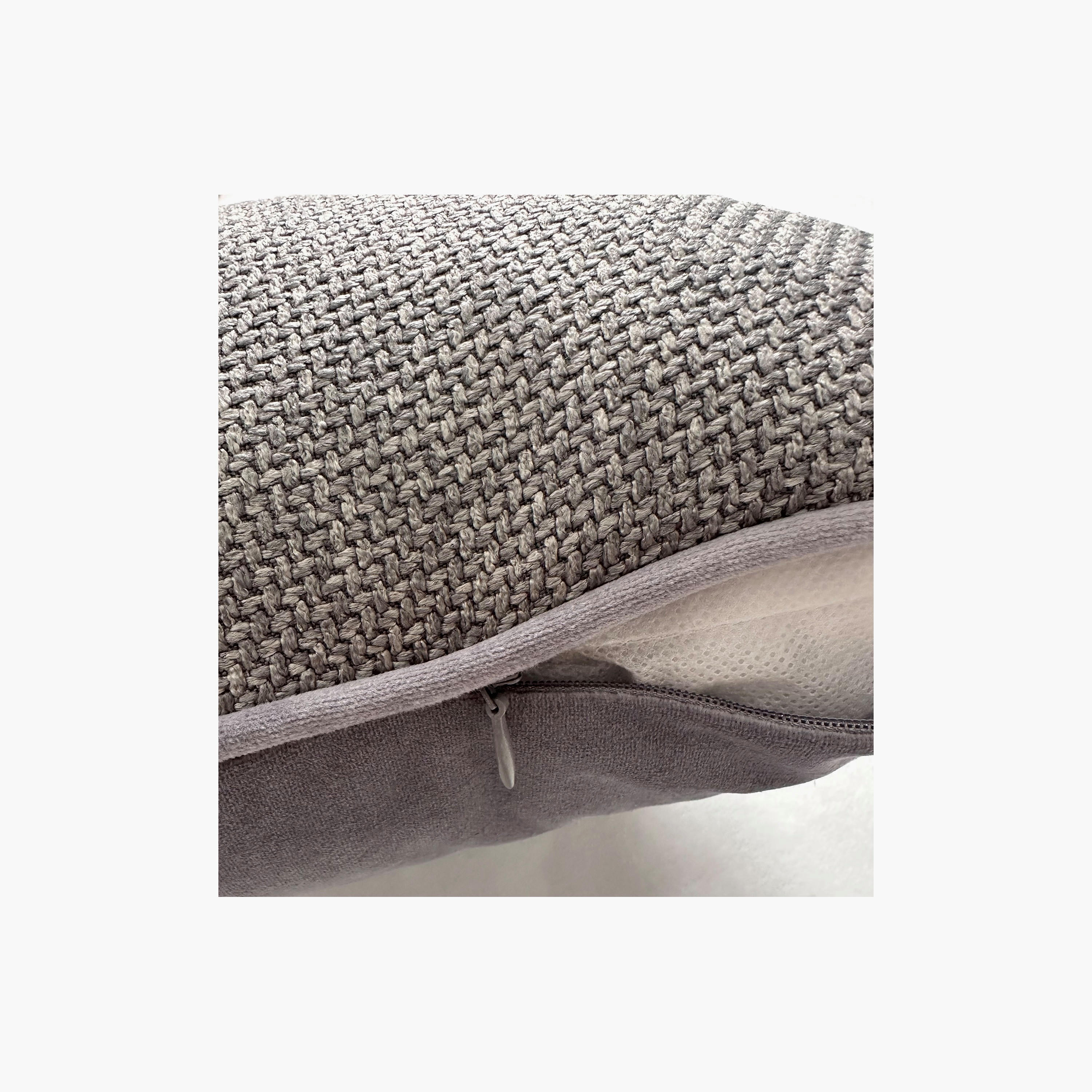 وسادة محشوة بحشوة صلبة - 45 × 45 سم-household-cushionsandthrows-filledcushions-decorativecushions-image-32