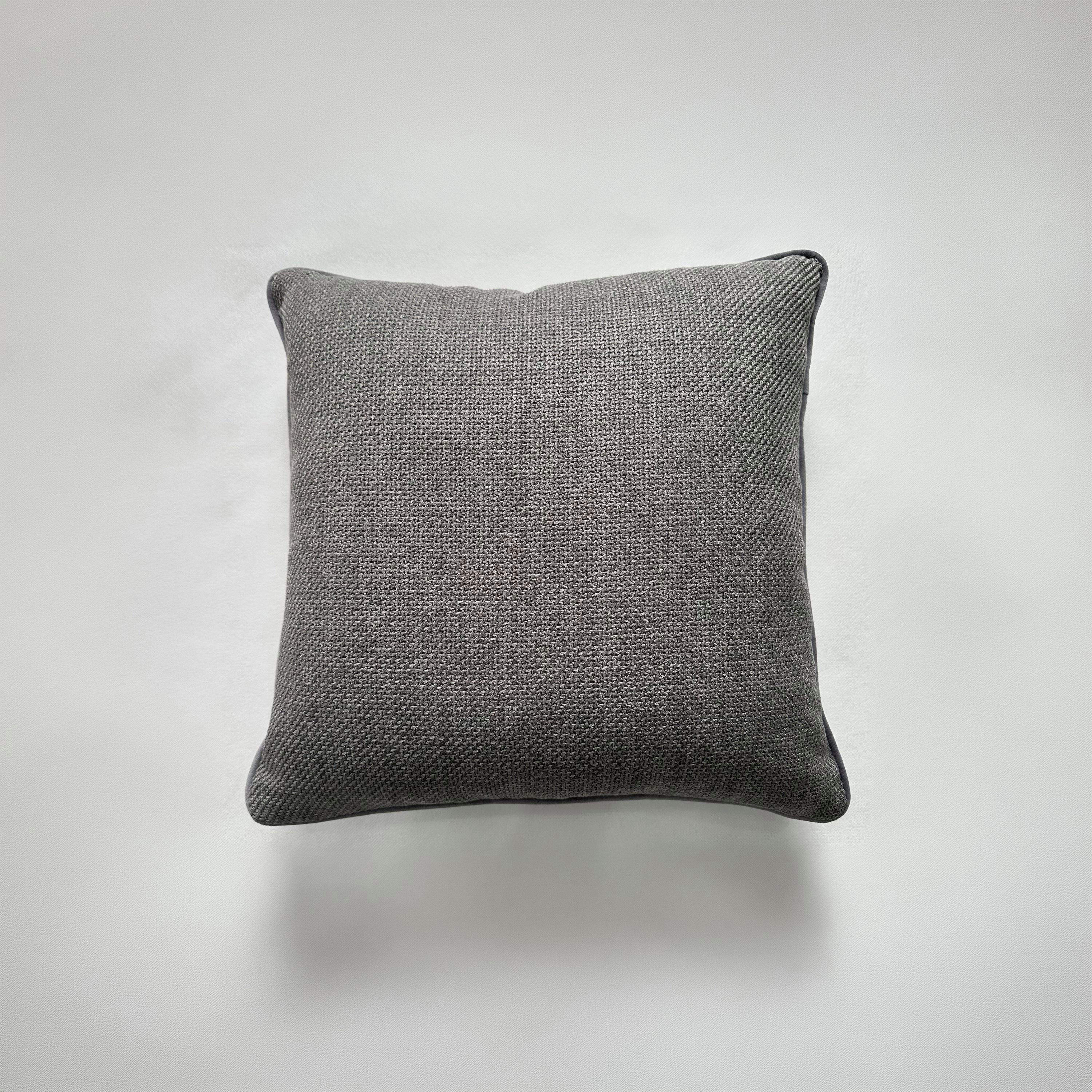 وسادة محشوة بحشوة صلبة - 45 × 45 سم-household-cushionsandthrows-filledcushions-decorativecushions-image-34