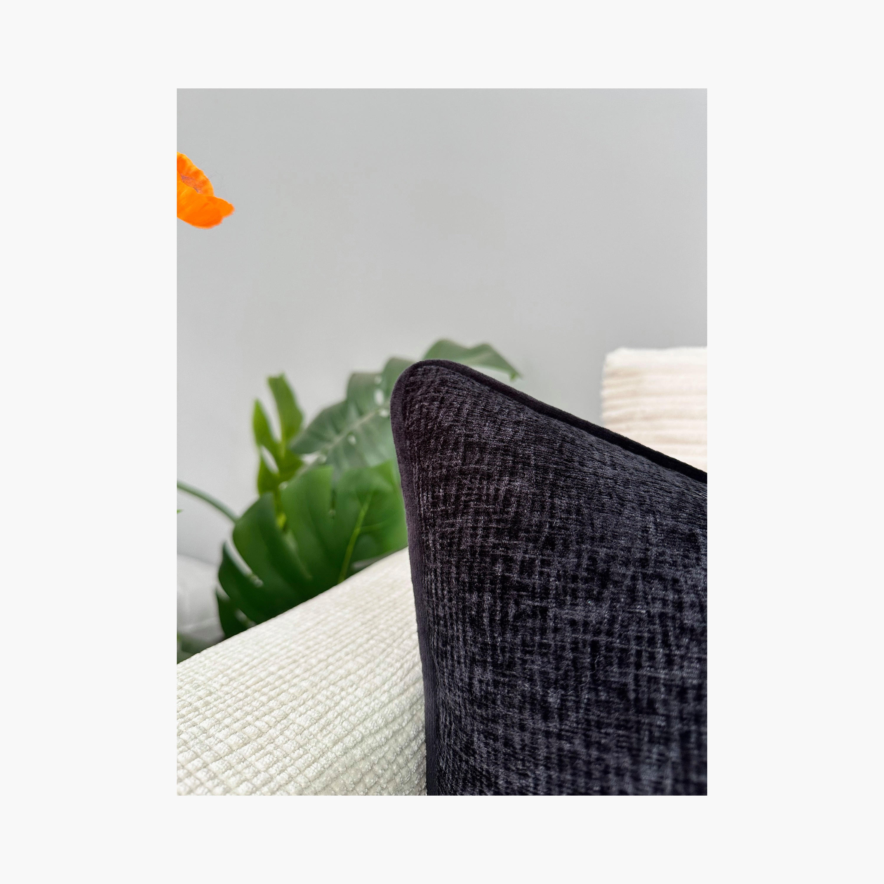 وسادة محشوة بحشوة صلبة - 45 × 45 سم-household-cushionsandthrows-filledcushions-decorativecushions-image-40
