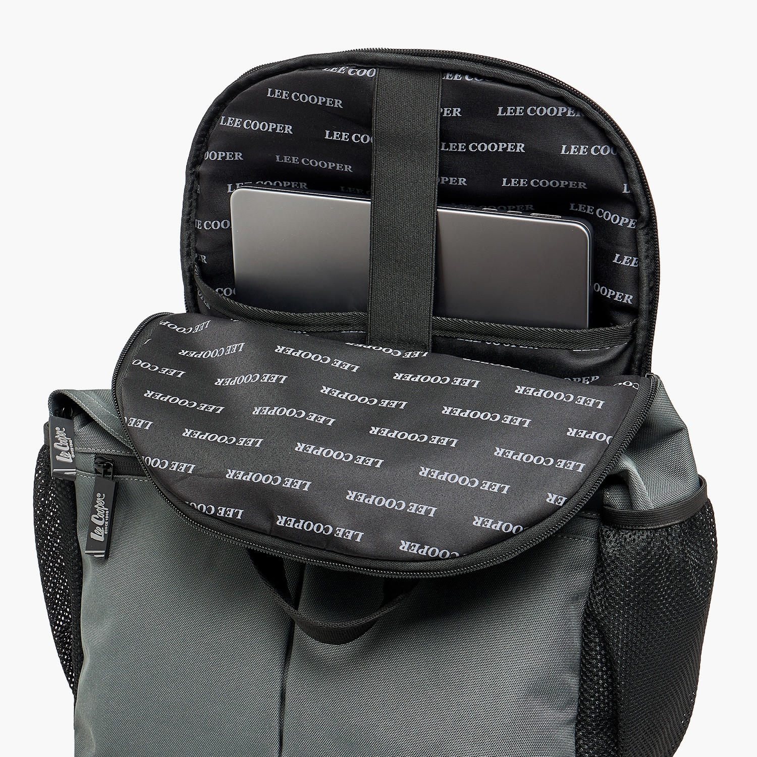 شنطة ظهر سادة بأحزمة كتف مبطنة للأولاد بعمر 13 سنة فأكثر من لي كوبر-boys-accessories-bagsandbackpacks-image-3