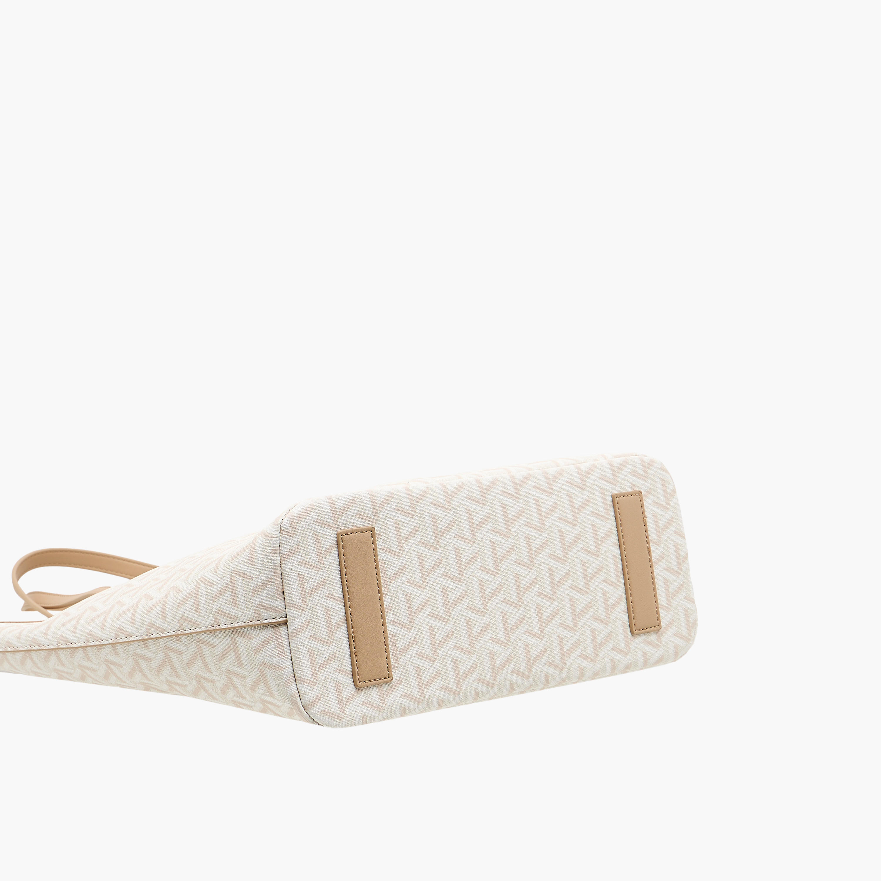 شنطة توت بطبعات هندسية وبحزام قابل للفصل من يو إس بولو أسن-women-bagsandwallets-handbags-image-7