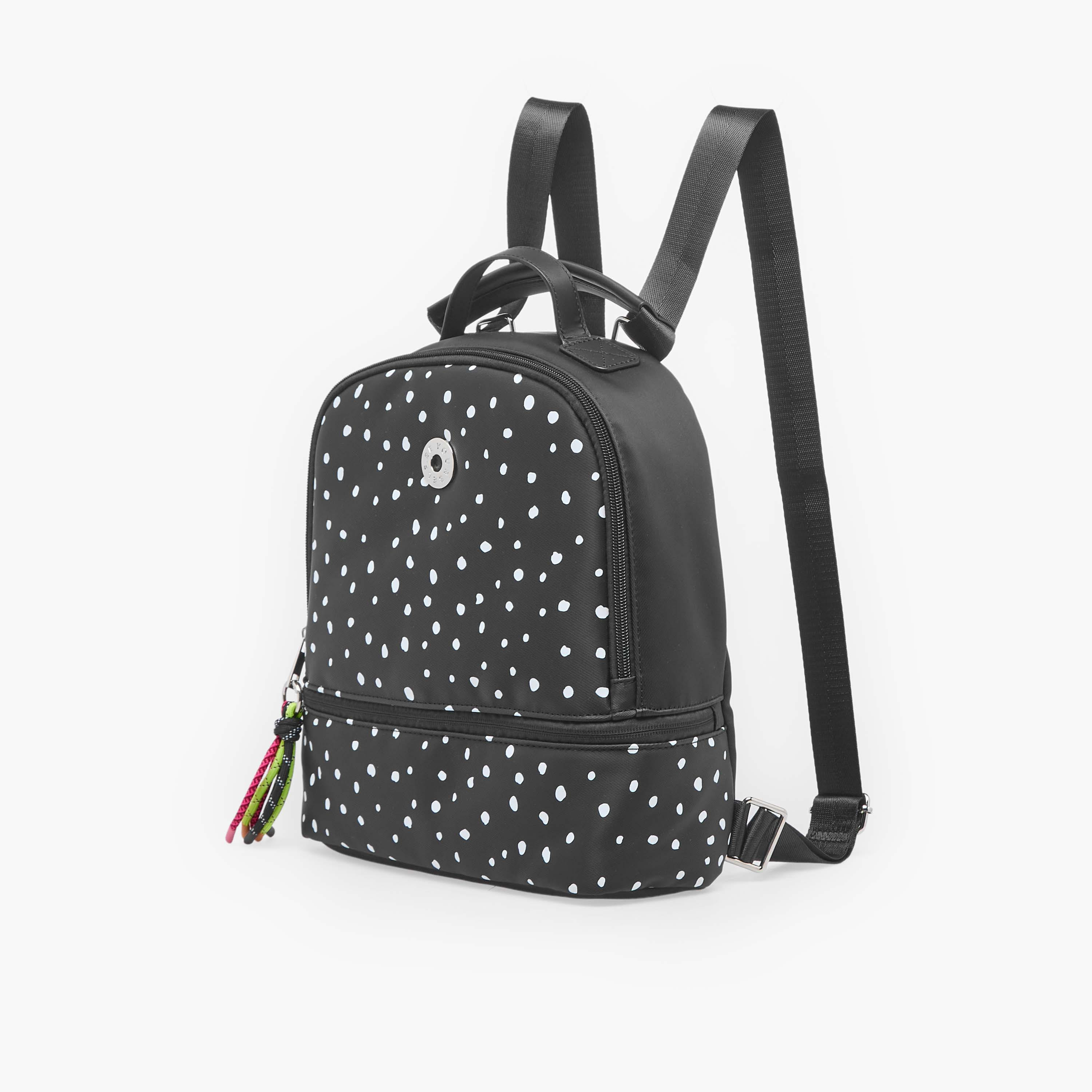 شنطة ظهر بطبعات وسحاب إغلاق من ميستوتس-women-bagsandwallets-backpacks-image-5