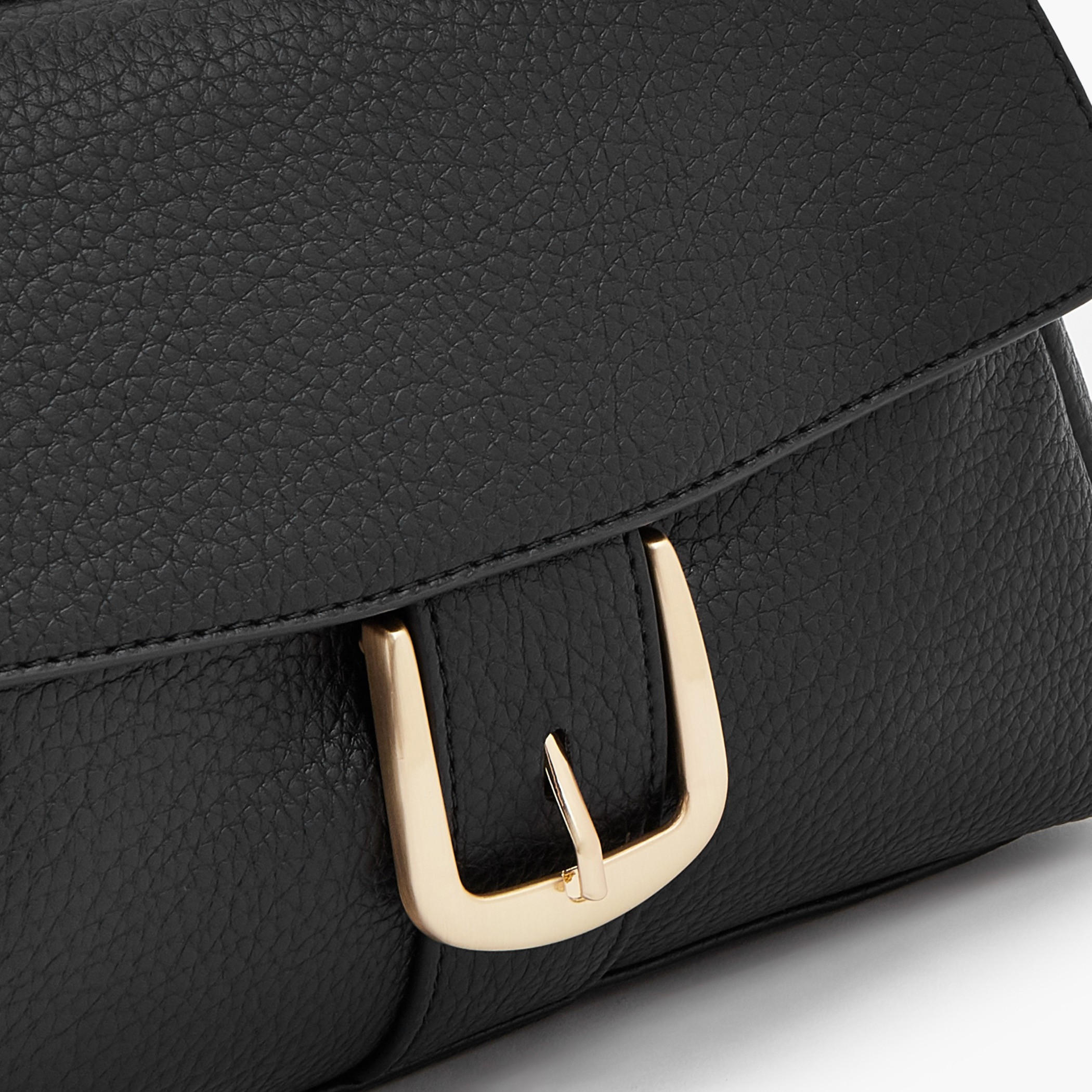 شنطة كروس بودي بارزة الملمس بزر إغلاق من سيلست-women-bagsandwallets-handbags-image-4