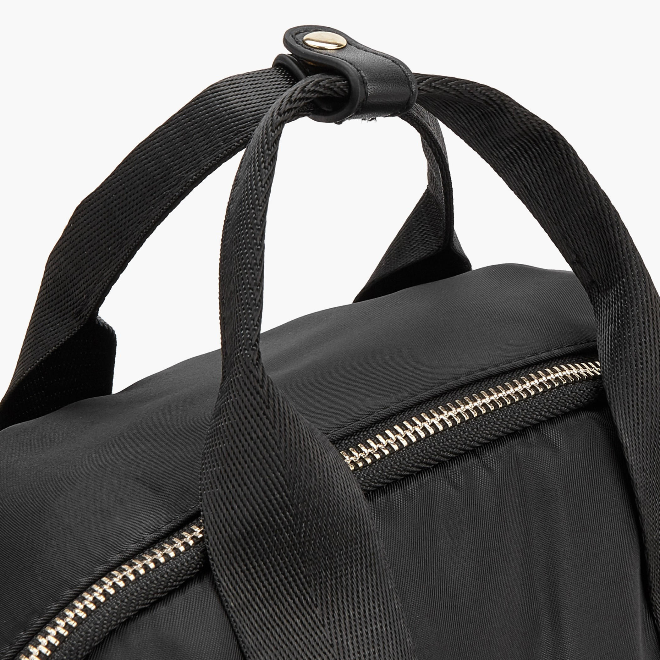 شنطة ظهر سادة بحمالات كتف قابلة للتعديل من ميسي-women-bagsandwallets-backpacks-image-6