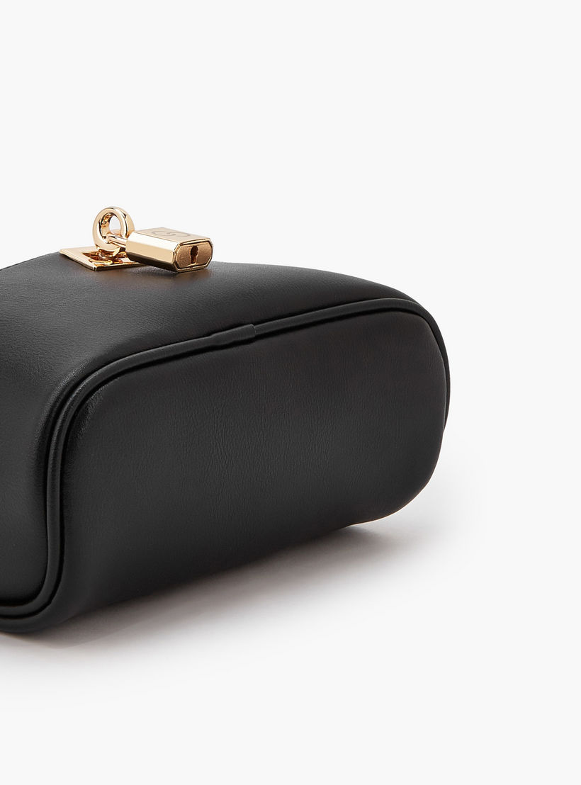 شنطة كروس بودي سادة بقفل من سيليست-women-bagsandwallets-handbags-image-6