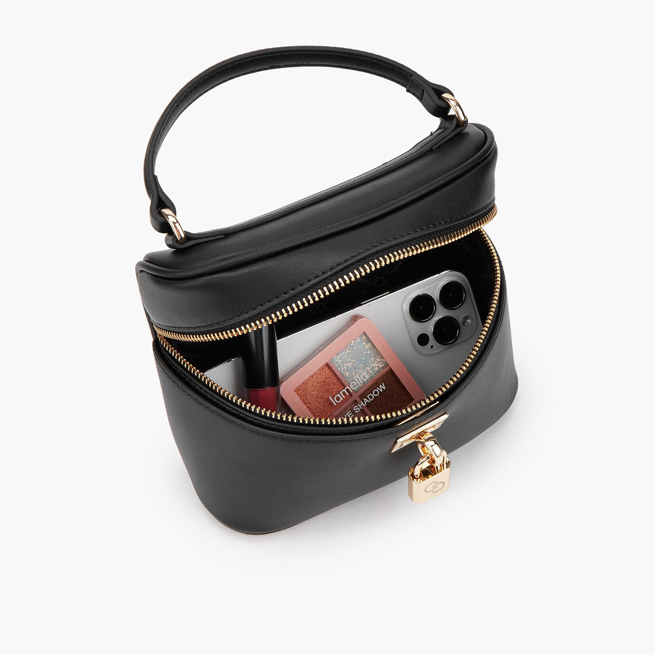 شنطة كروس بودي سادة بقفل من سيليست-women-bagsandwallets-handbags-image-7