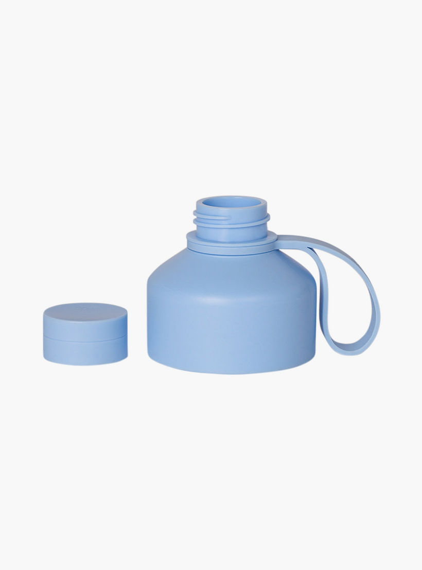 Glow Up Collection Water Bottle-750 Ml-Twisting Lid- (304 Stainless Steel) Blue \ 7.9X27-household-dining-drinkserveware-bottles-image-5