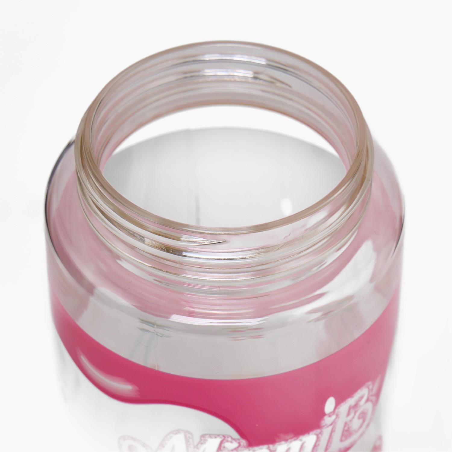 قارورة مياه سيليكون بفوهة وحلقة مقبض وطبعات من مينمي - 700 مل-school-waterbottles-image-5