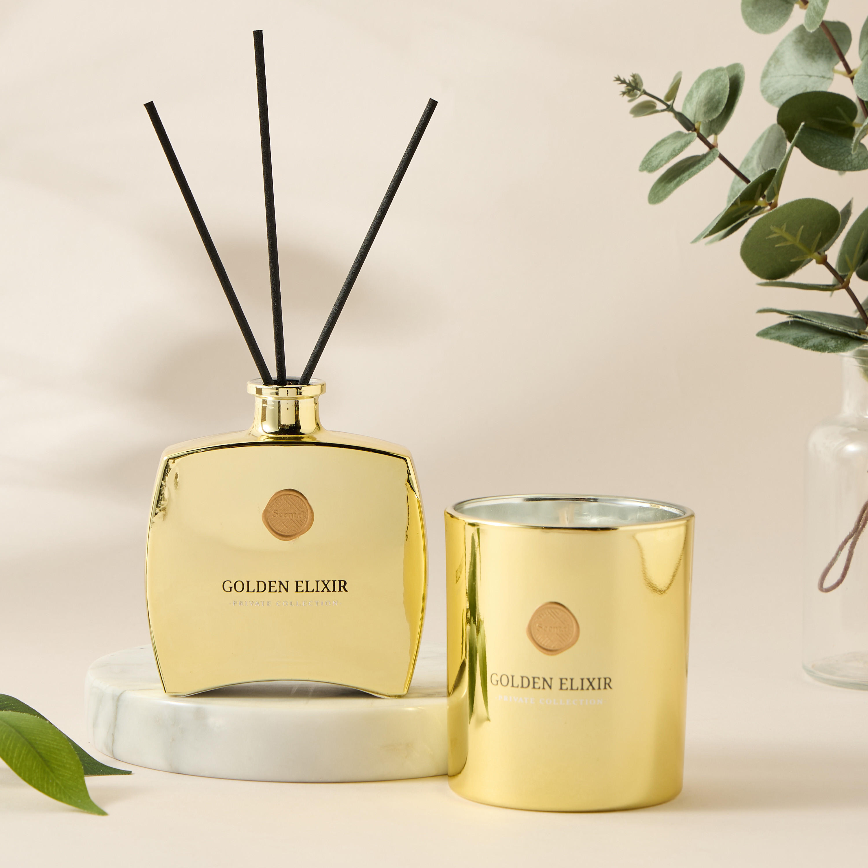 طقم هدايا موزع عطر وشمعة برطمان من سينت دي لندن، جولدن إليكسر-household-homefragrance-fragrancegiftset-image-1