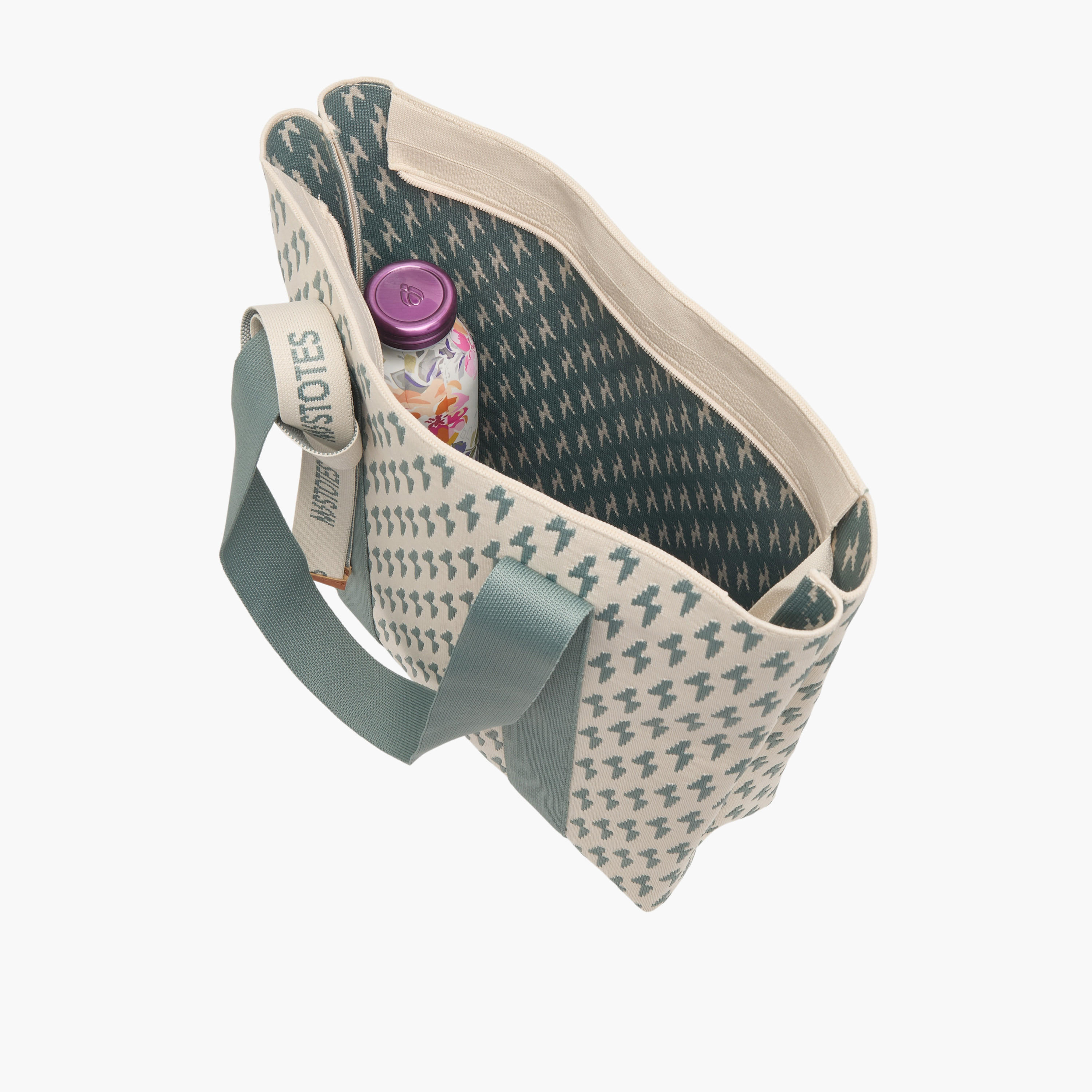 شنطة توت بطبعات مونوجرام وسحاب إغلاق من ميستوتس-women-bagsandwallets-handbags-image-7