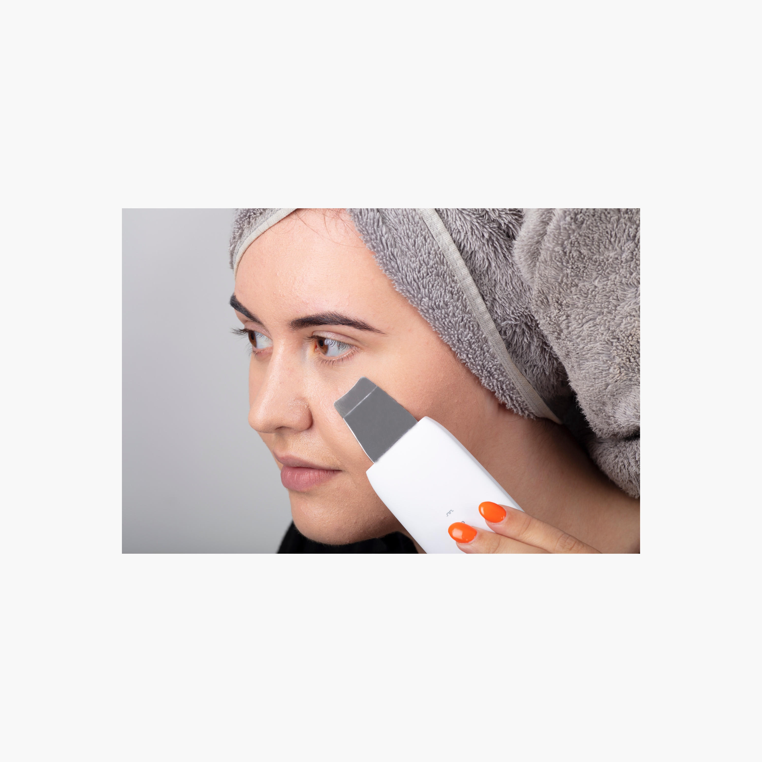 مُحسِّن البشرة بالموجات فوق الصوتية من ستايلبرو-beautyandpersonalcare-appliances-faceandskintools-image-8