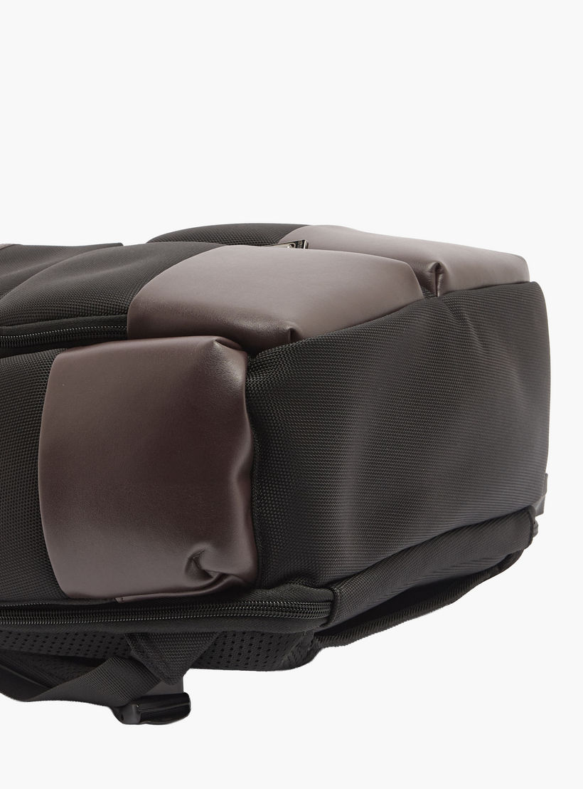 شنطة ظهر بحمالات كتف مبطنة للرجال من دوتشيني-men-bags-image-6
