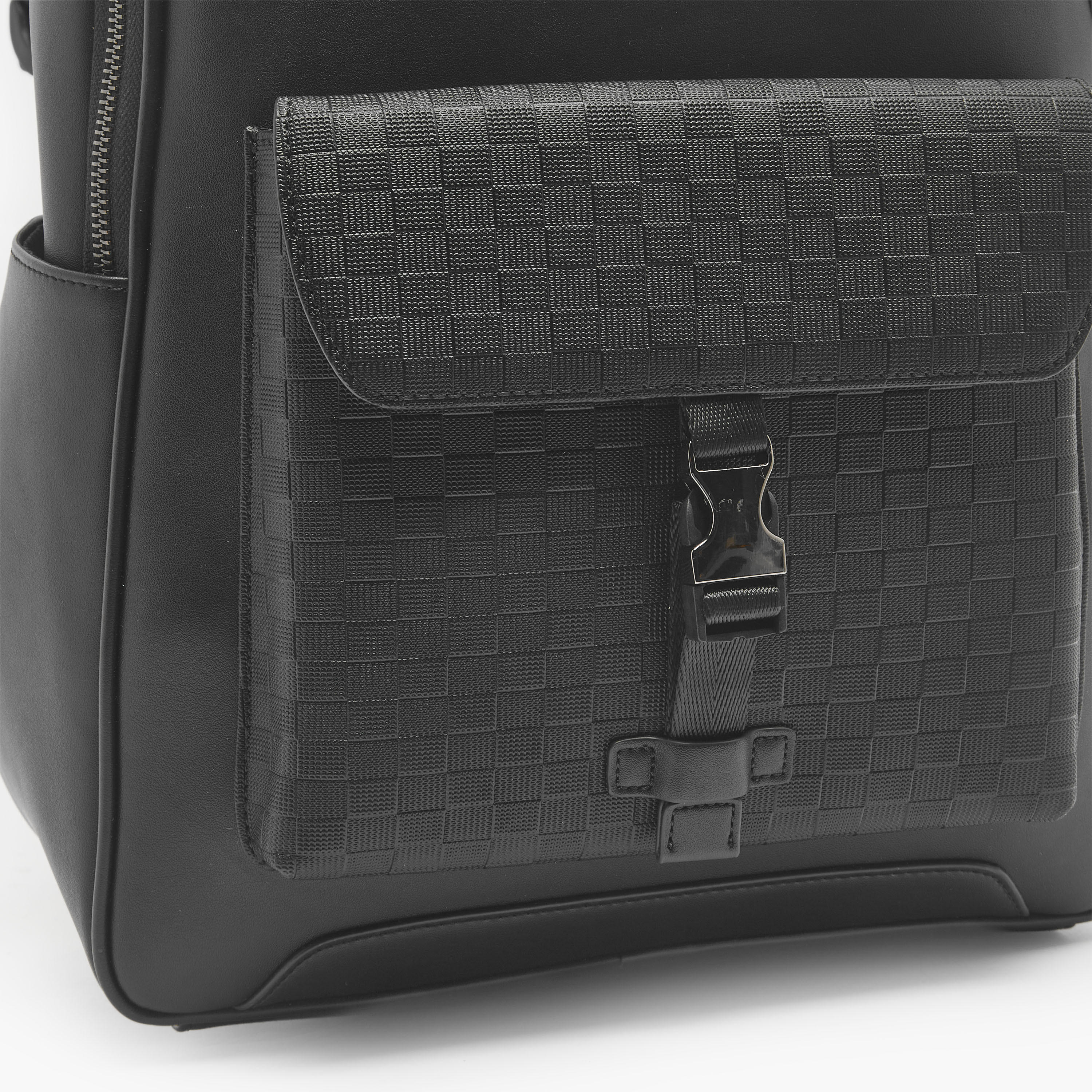 شنطة ظهر بحمالات مبطنة للرجال من دوتشيني-men-bags-image-5