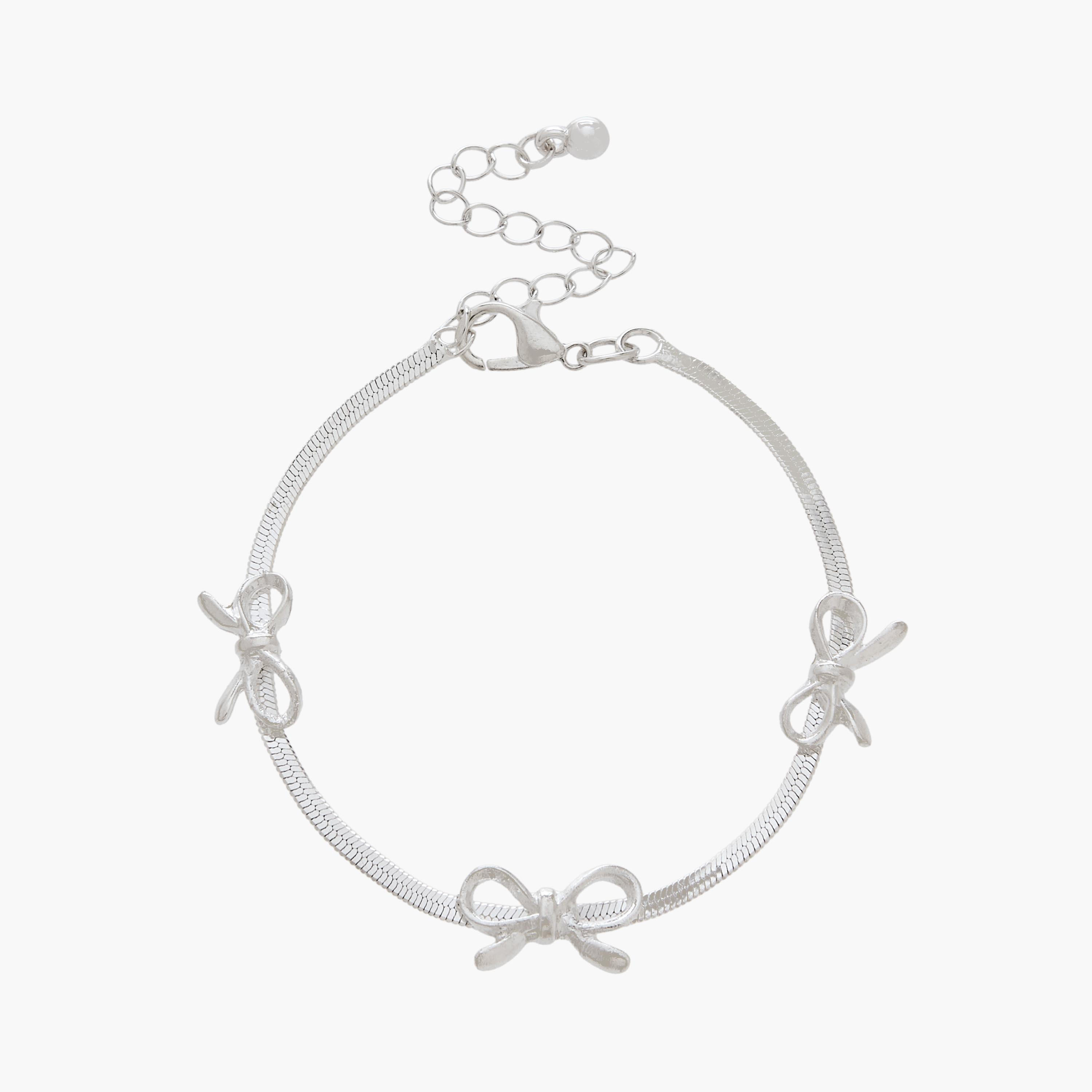 سوار فضي بتزيينات فيونكات-women-watchesandjewellery-jewellery-banglesandbracelets-image-2