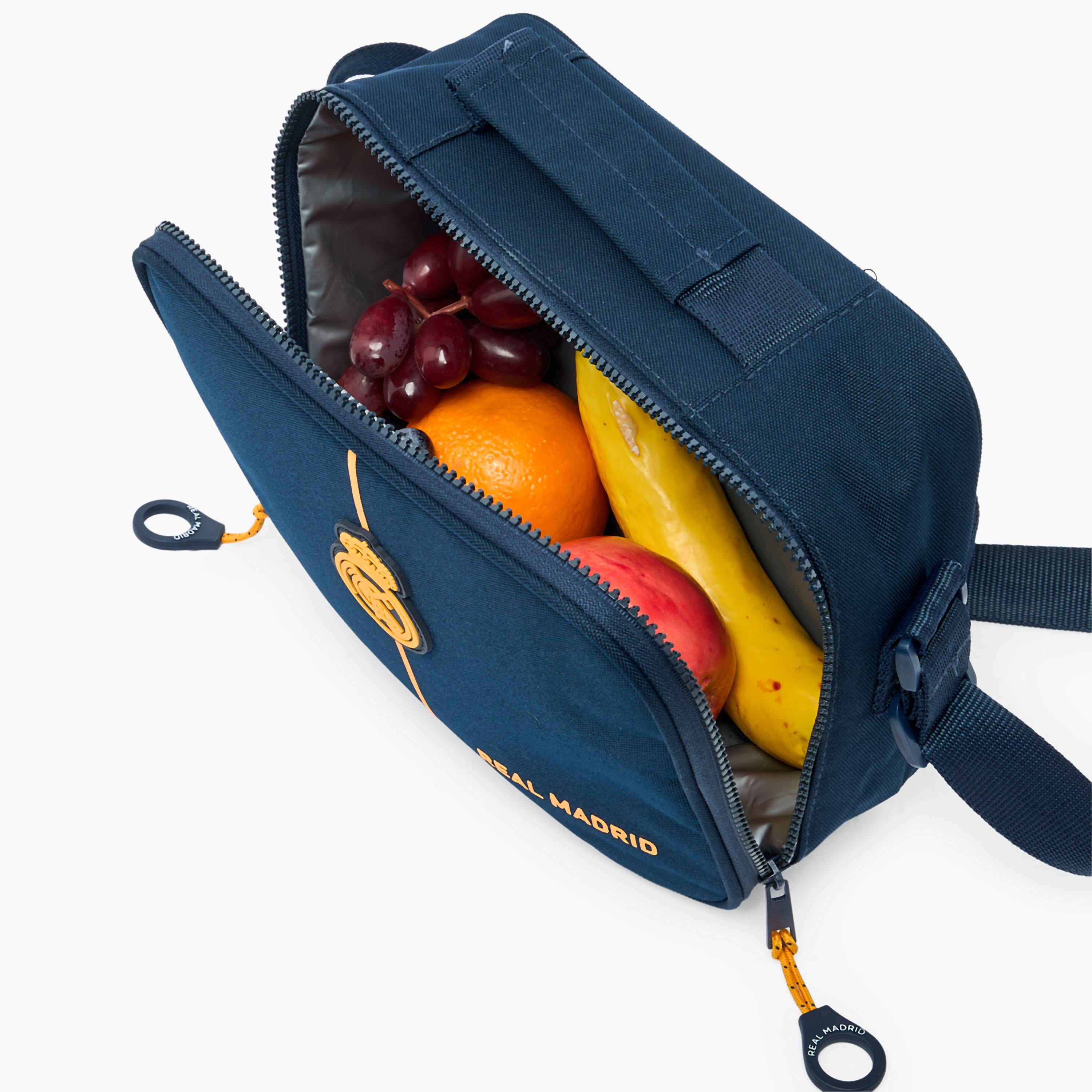 شنطة غداء بزخارف شعار ريال مدريد مع عزل للأولاد 8-13 سنوات-school-lunchessentials-lunchbags-image-4