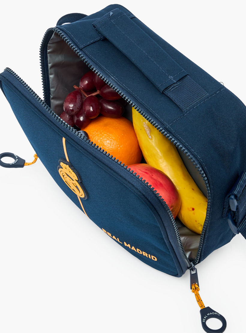 شنطة غداء بزخارف شعار ريال مدريد مع عزل للأولاد 8-13 سنوات-school-lunchessentials-lunchbags-image-4