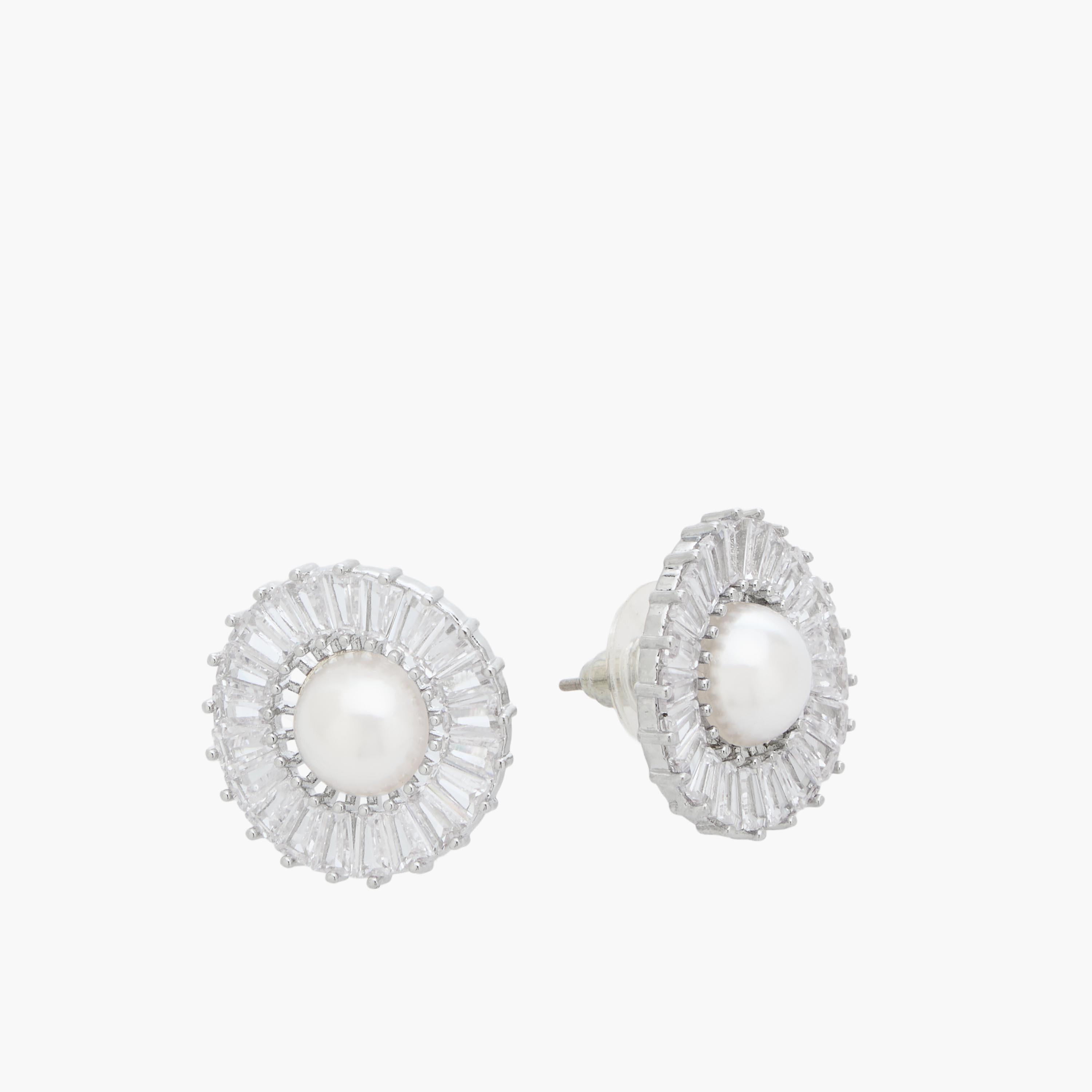 عقد وحلق بتزيينات مكعبات زيركون - طقم من قطعتين-women-watchesandjewellery-jewellery-jewellerysets-image-5