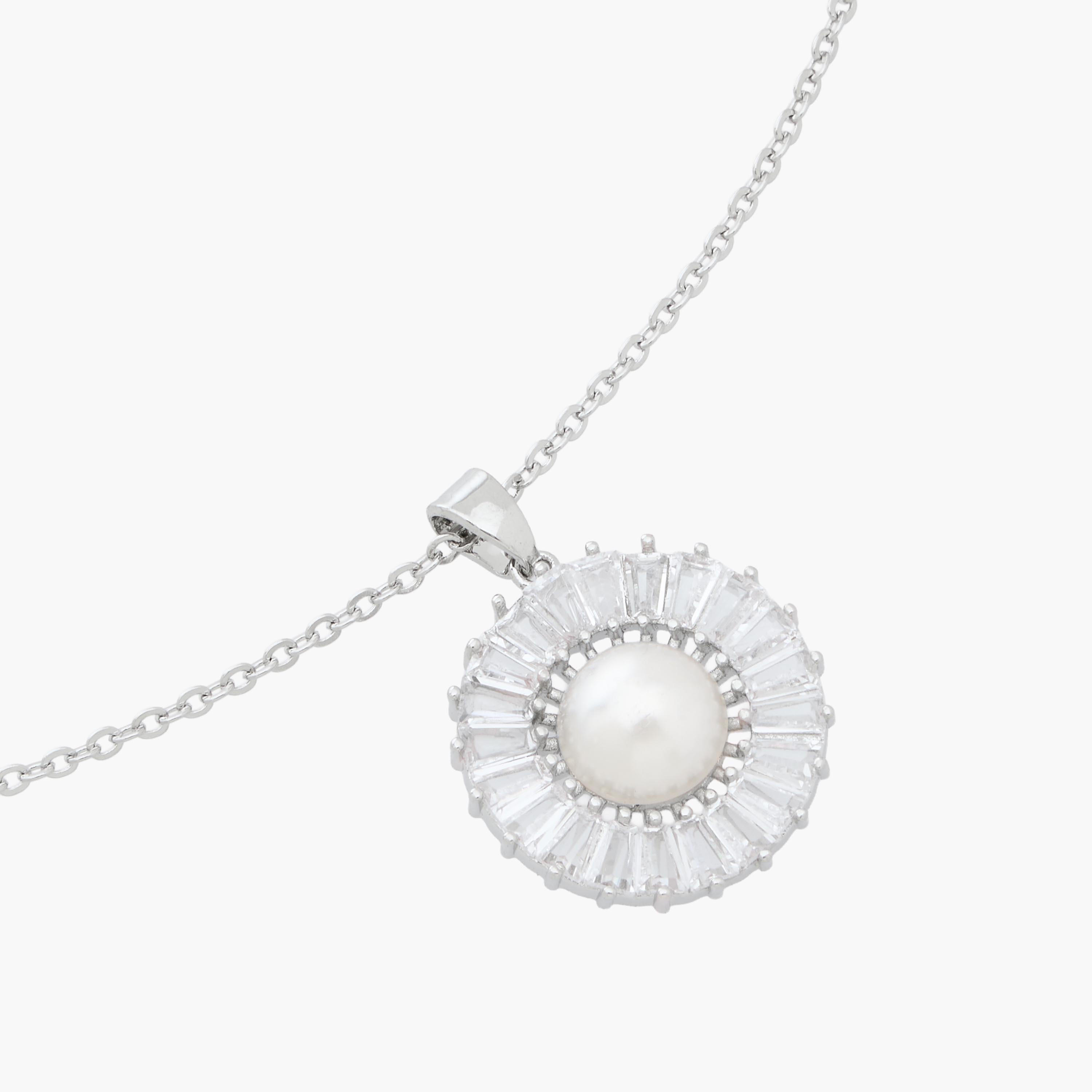 عقد وحلق بتزيينات مكعبات زيركون - طقم من قطعتين-women-watchesandjewellery-jewellery-jewellerysets-image-7