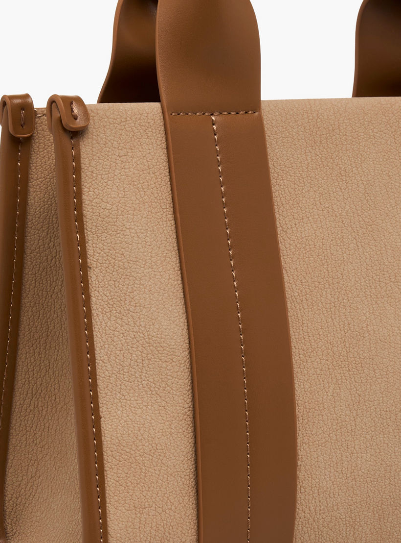 شنطة توت بسحاب إغلاق وألواح من كريسبيلا-women-bagsandwallets-handbags-image-6
