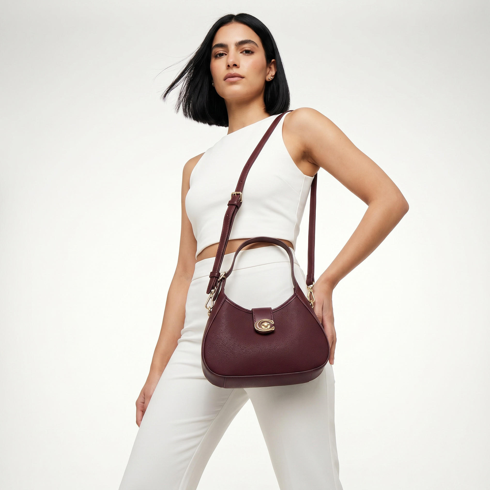 شنطة كتف سادة بقفل إغلاق دوار من كريسبيلا-women-bagsandwallets-handbags-image-2