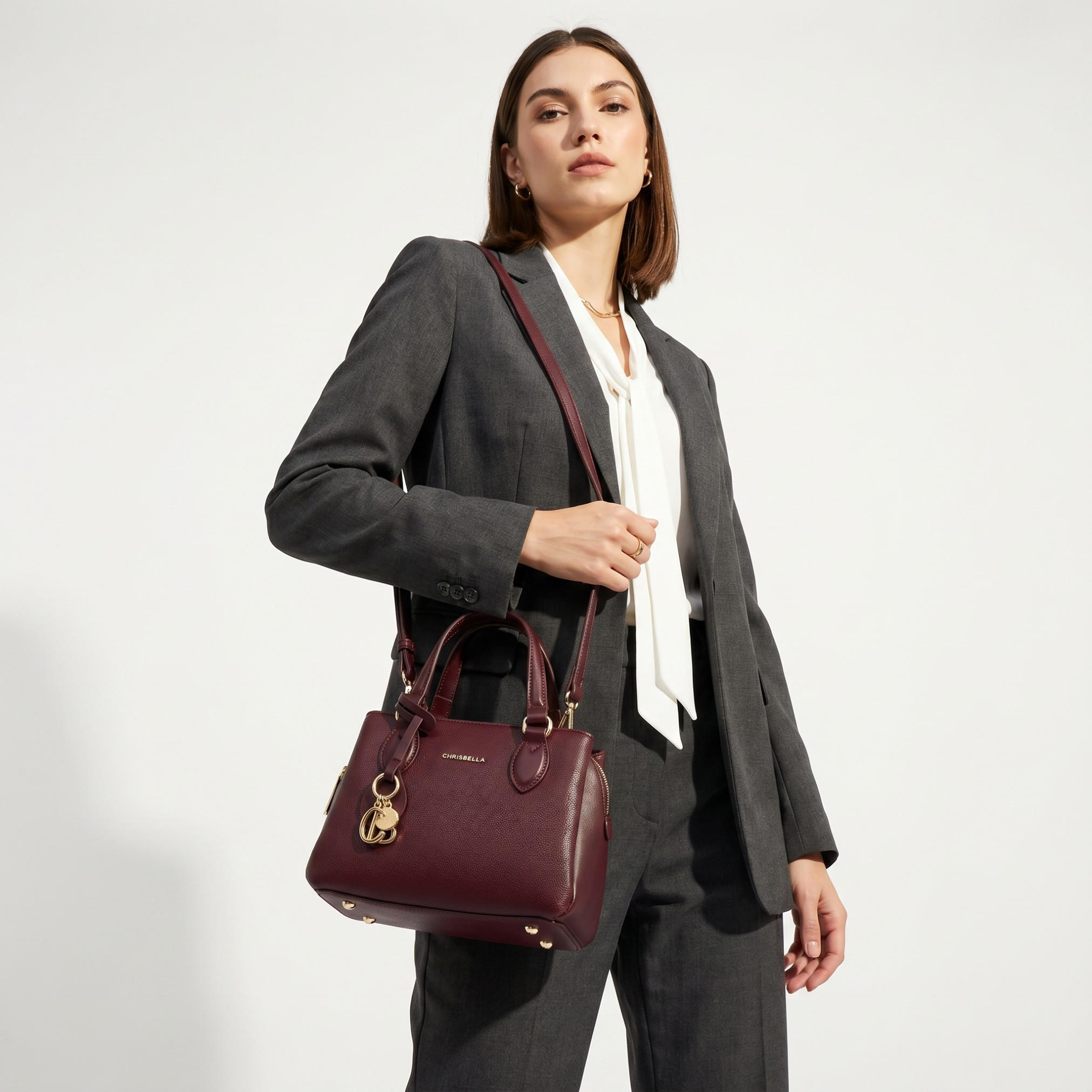 شنطة توت بارزة الملمس مع محفظة من كريسبيلا-women-bagsandwallets-handbags-image-2