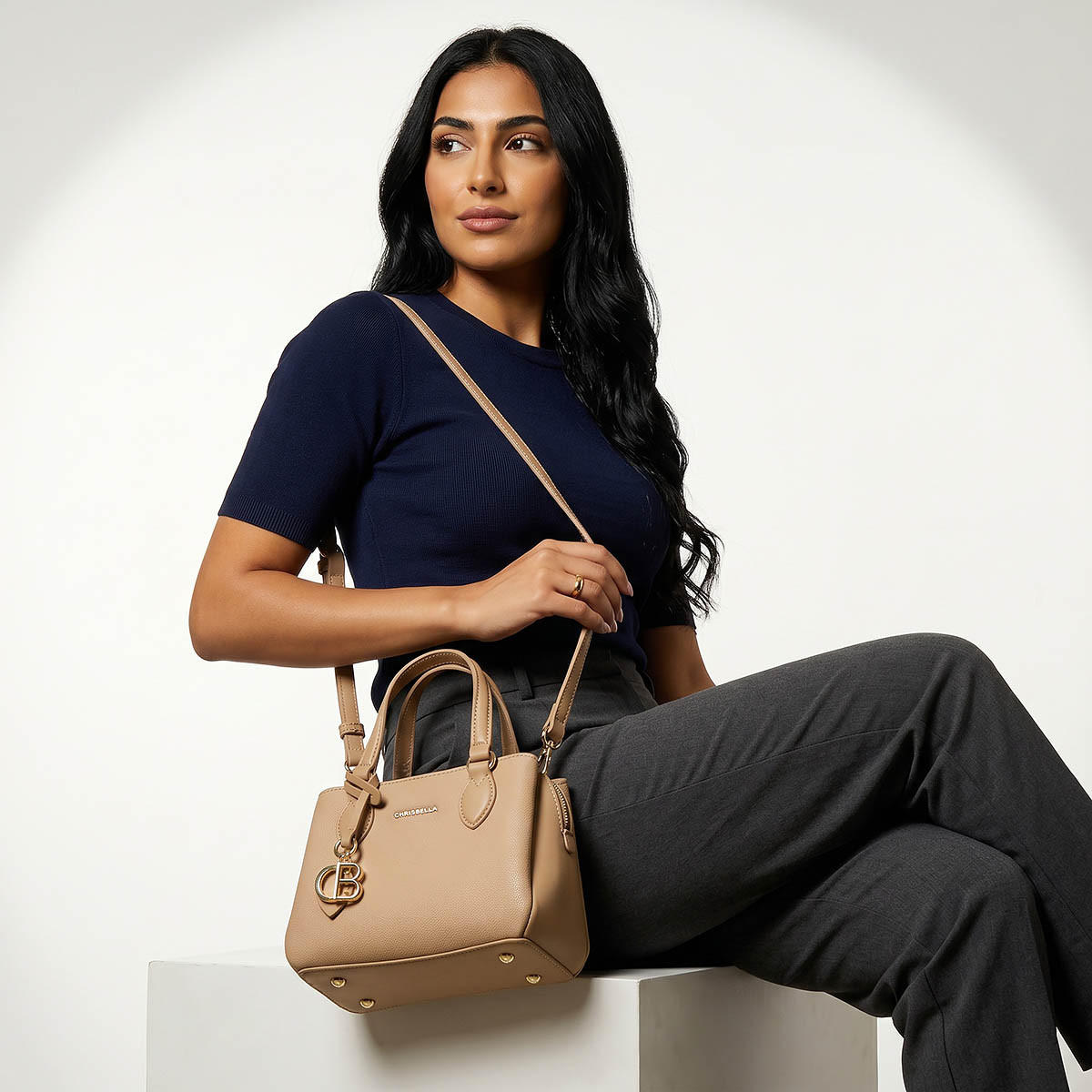 شنطة توت بارزة الملمس مع محفظة من كريسبيلا-women-bagsandwallets-handbags-image-2