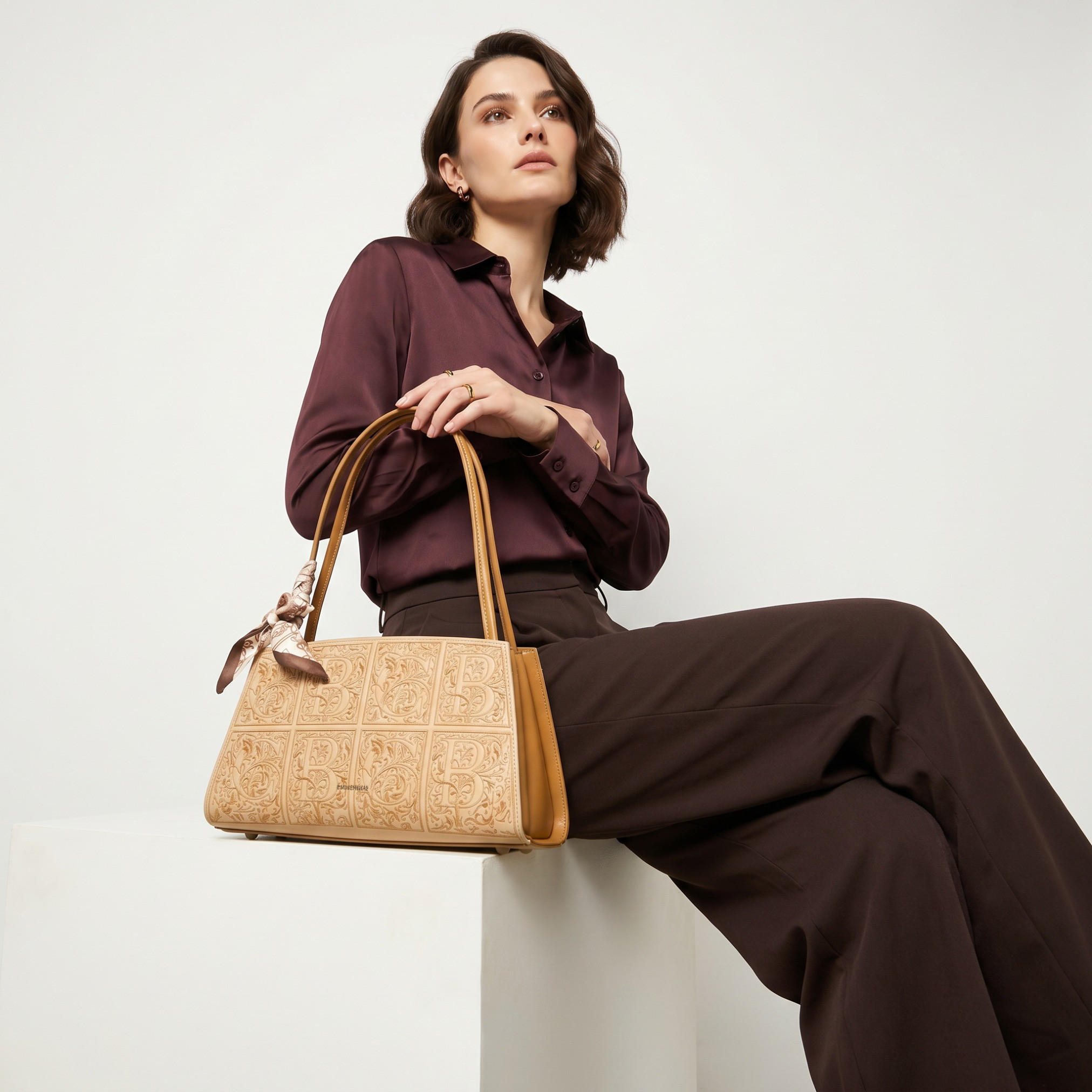 شنطة كتف بارزة الملمس مع محفظة من كريسبيلا-women-bagsandwallets-handbags-image-2